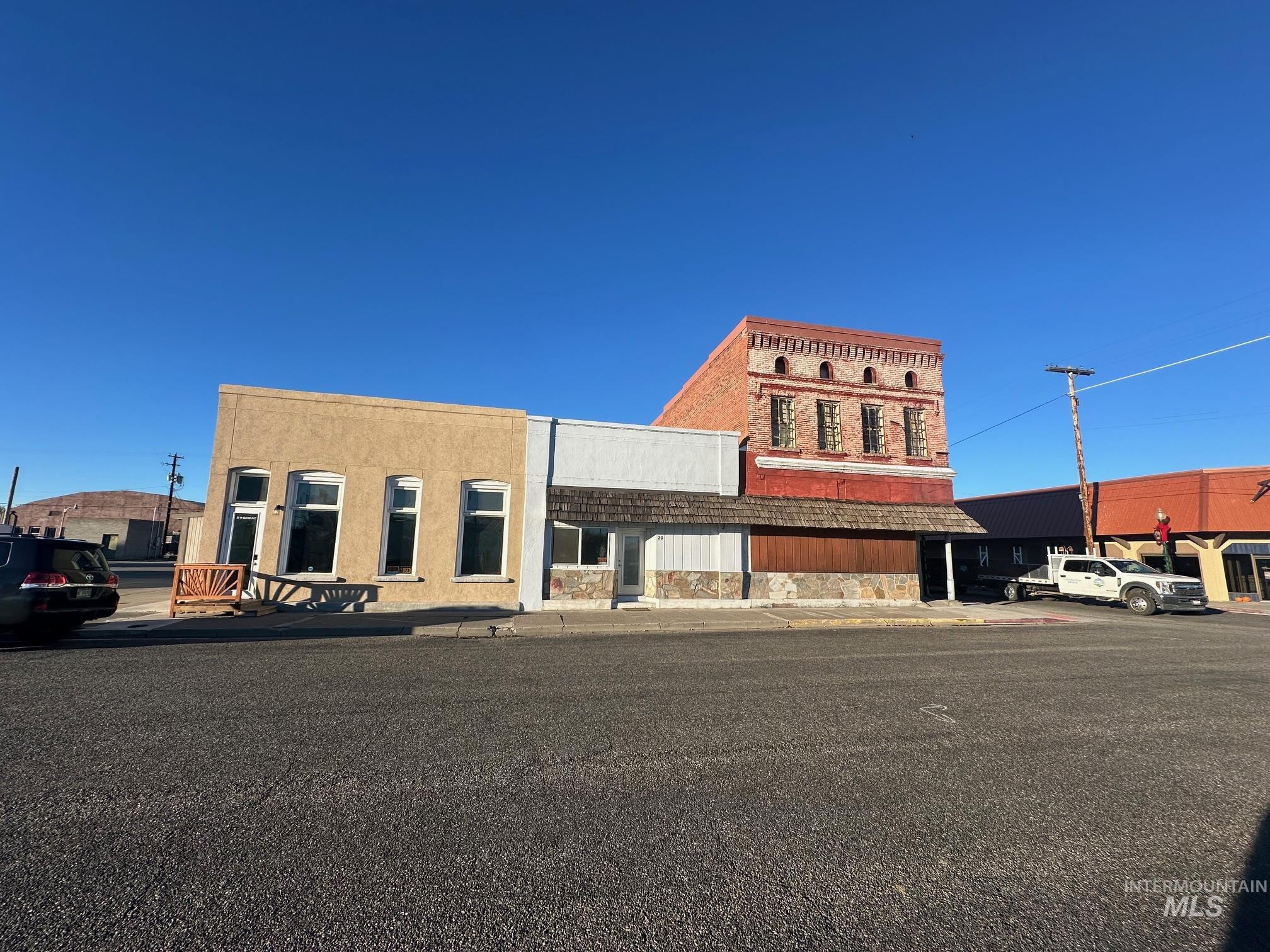 45 N Commercial Property Photo 1