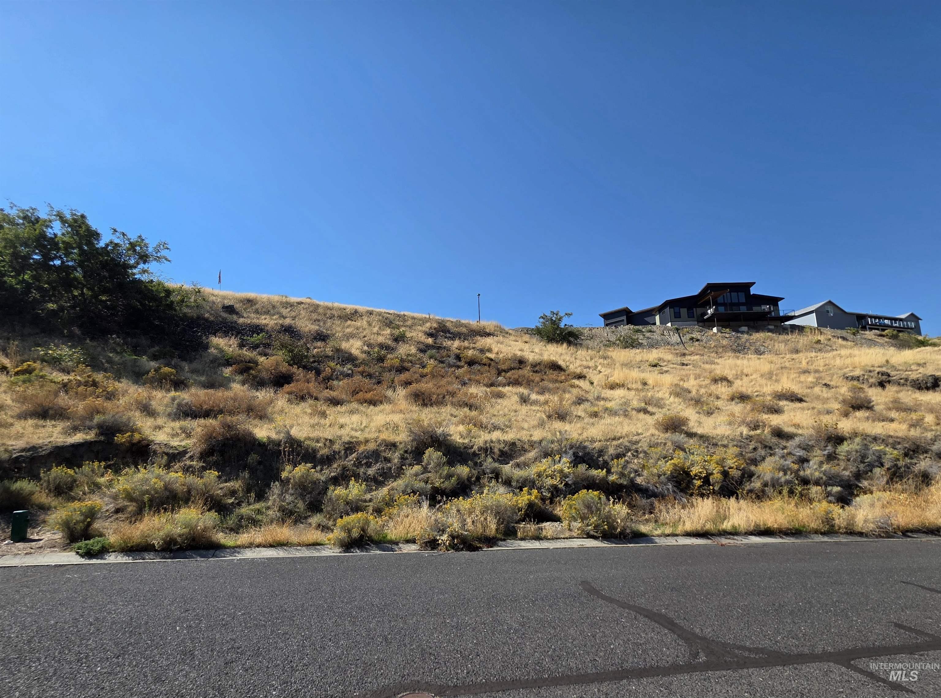 1493 River Ridge Property Photo 6