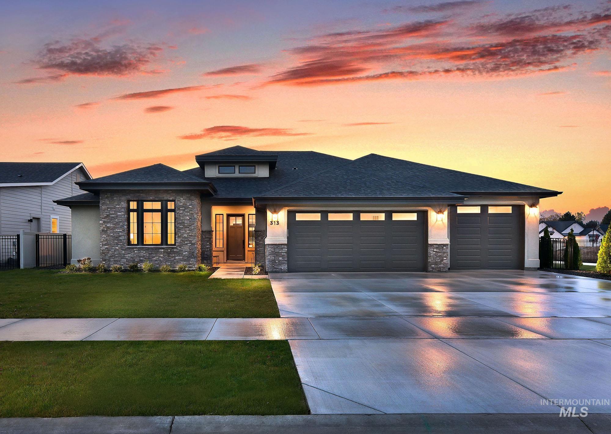 313 N Boulder Ridge Way Property Photo 1