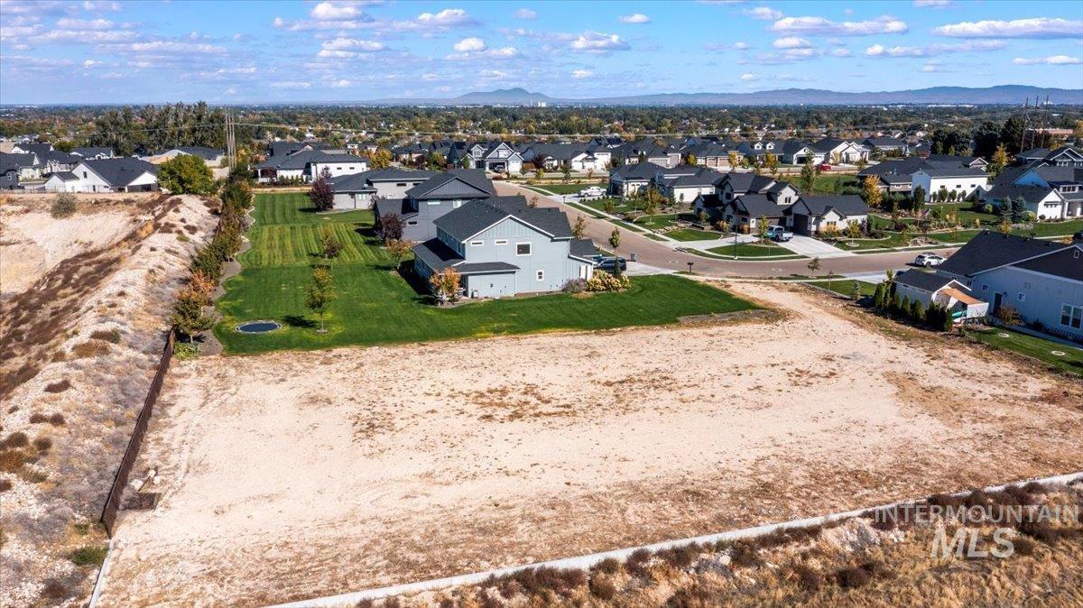 1751 W Kamet Ct Property Photo 8