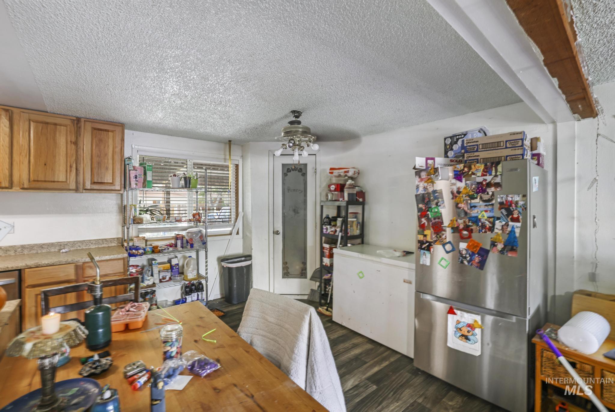 944 Kathrine St Property Photo 12