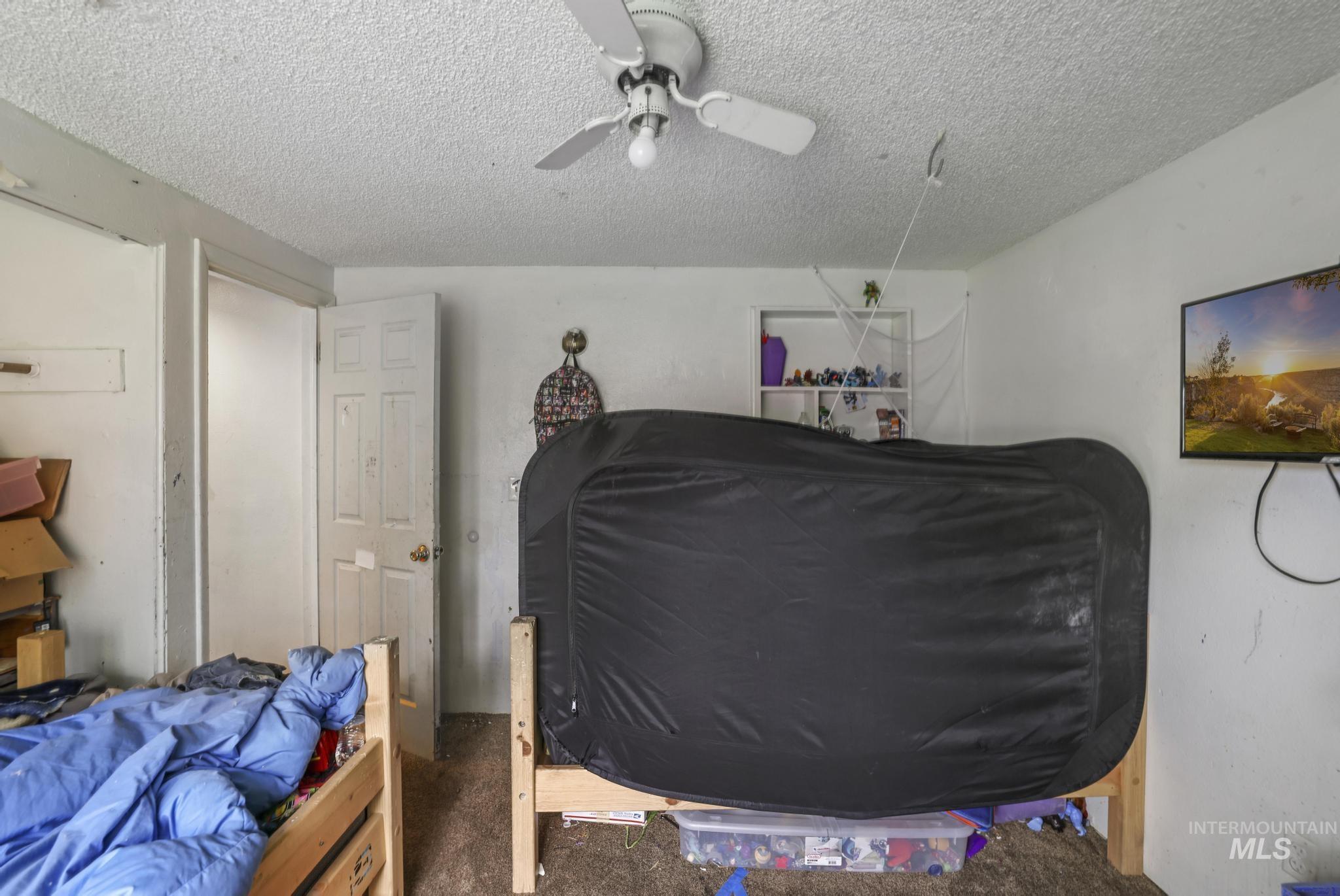 944 Kathrine St Property Photo 17