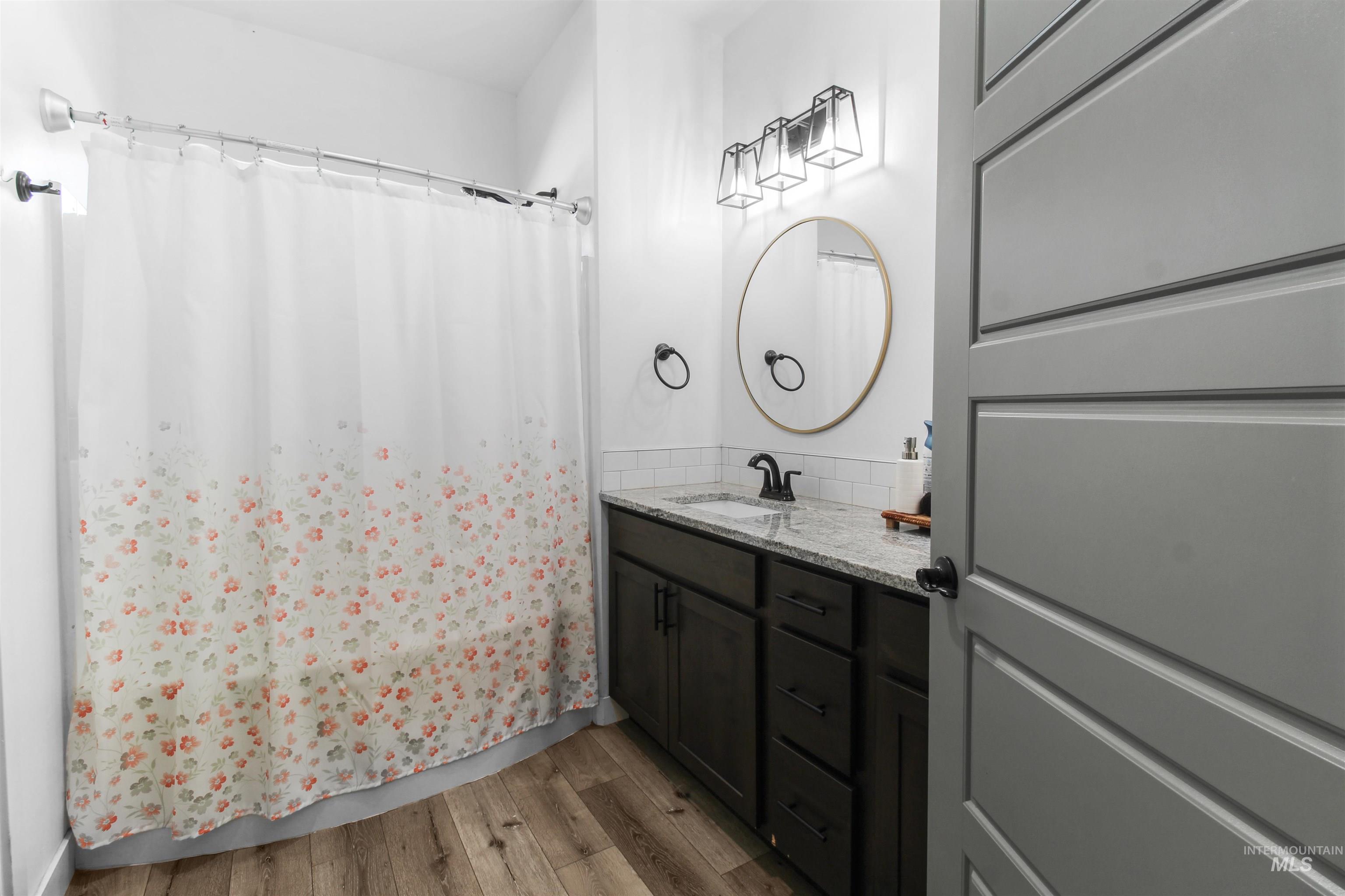 590 W 24th Street Property Photo 14