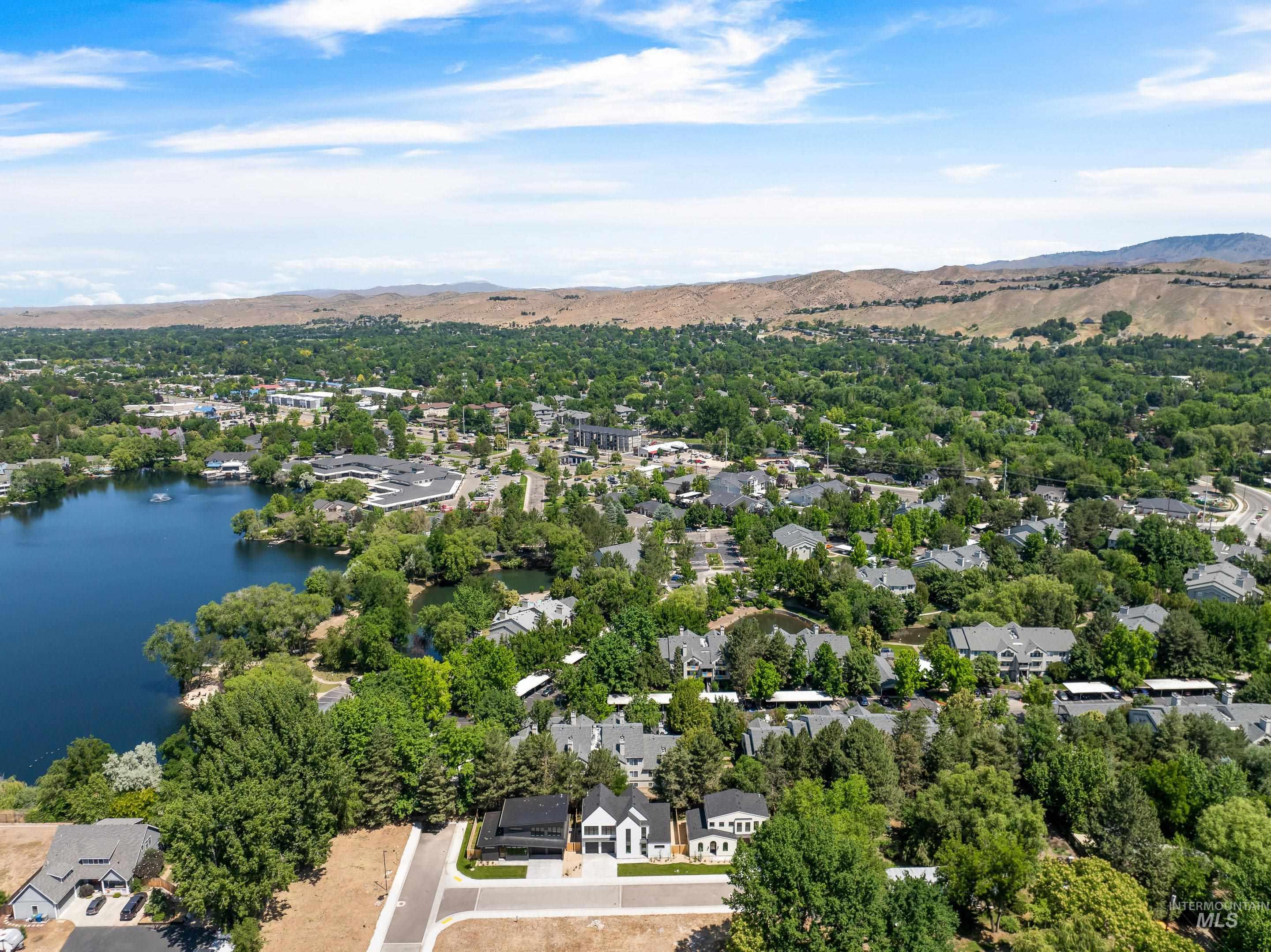 3035 N Water Run Ln. Property Photo 4