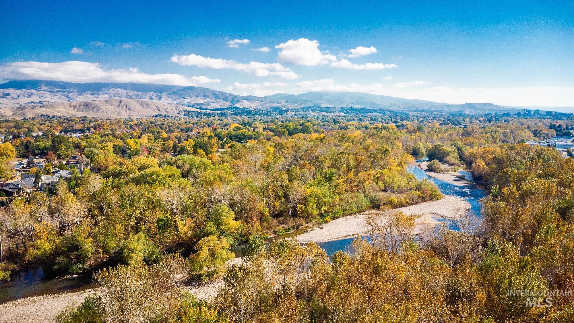 3035 N Water Run Ln. Property Photo 6