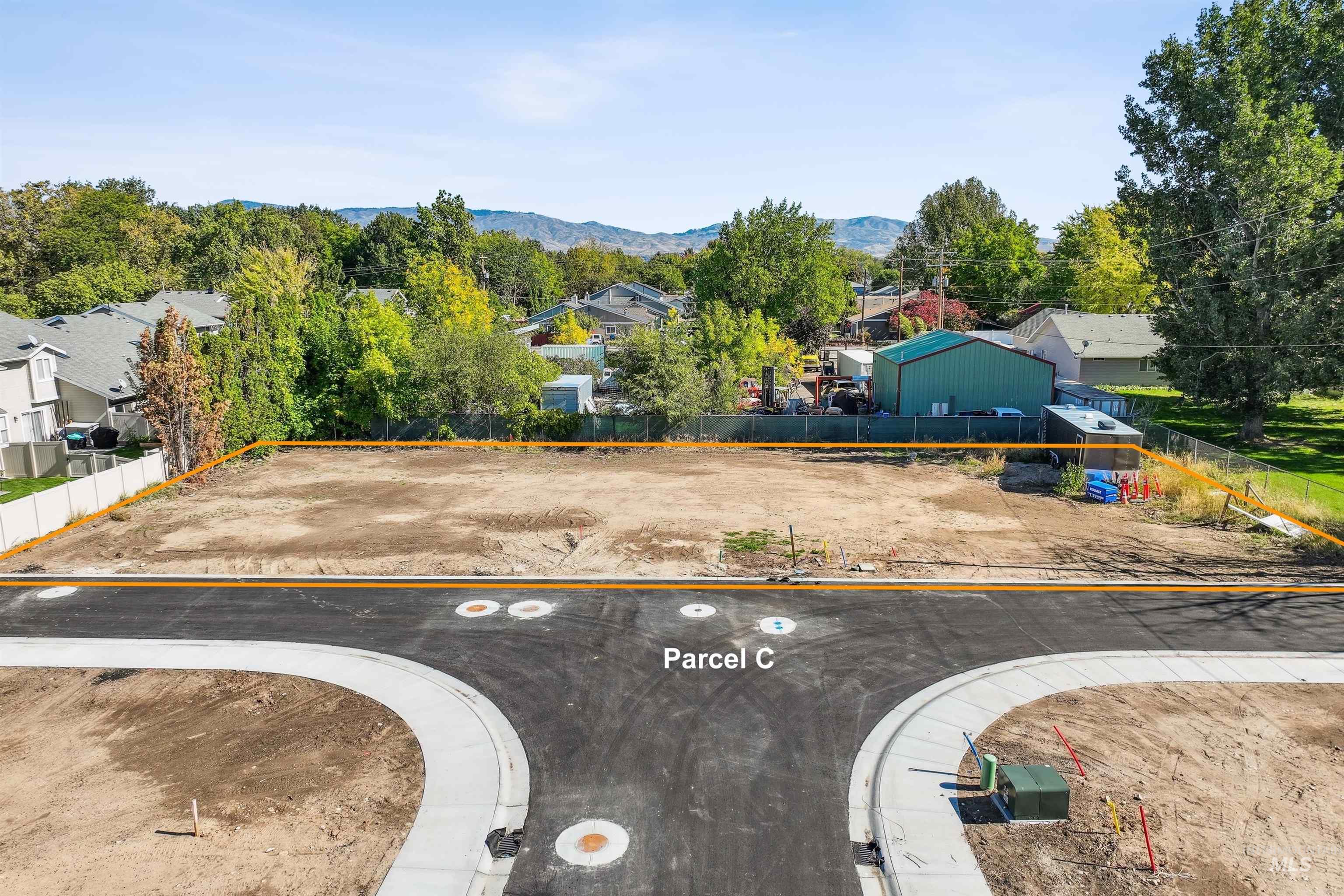 2954 N Milwaukee St Property Photo 2