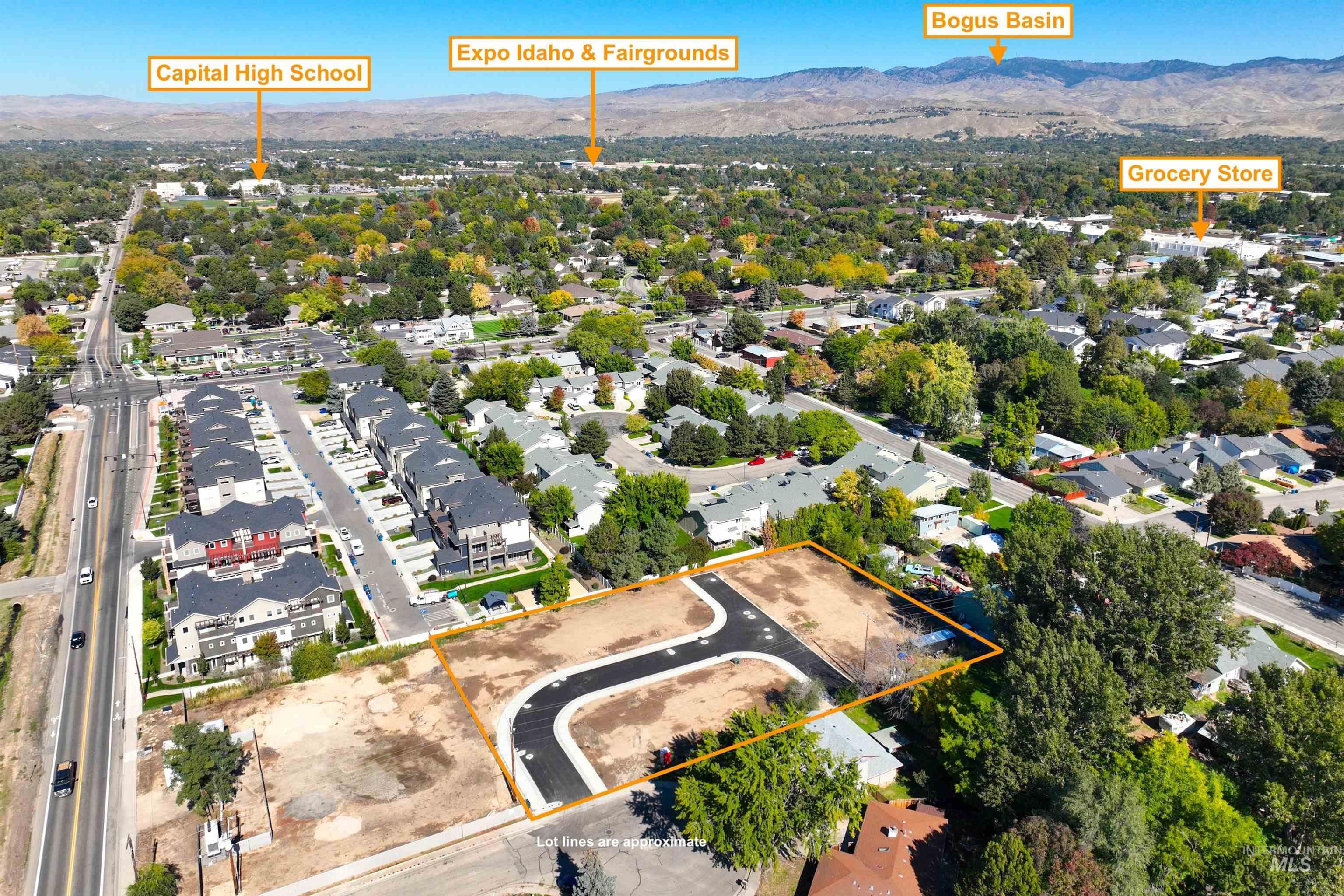 2954 N Milwaukee St Property Photo 5