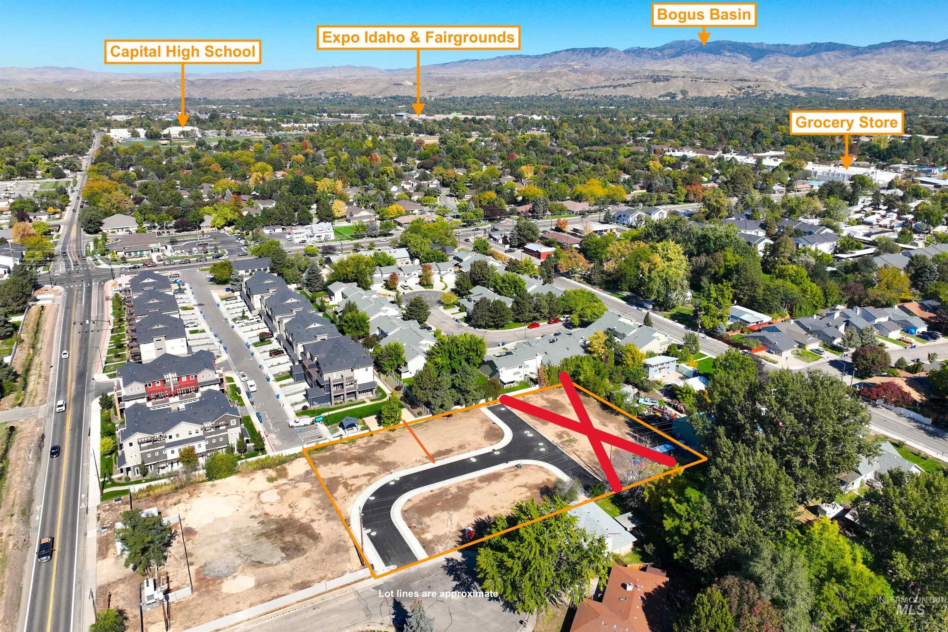 2952, 2960,2966 N Milwaukee St Property Photo 1