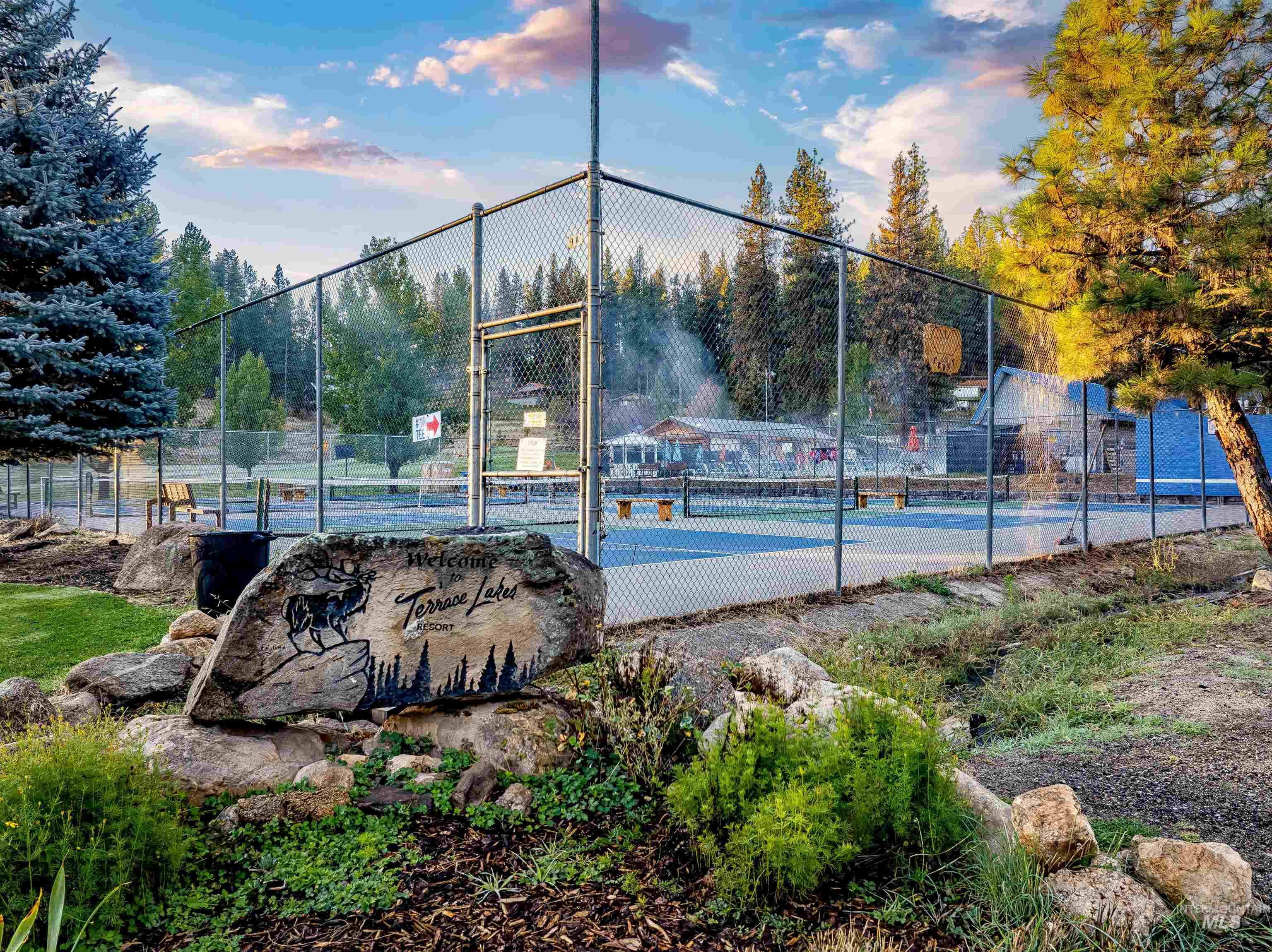 15 Killdeer Court Property Photo 9