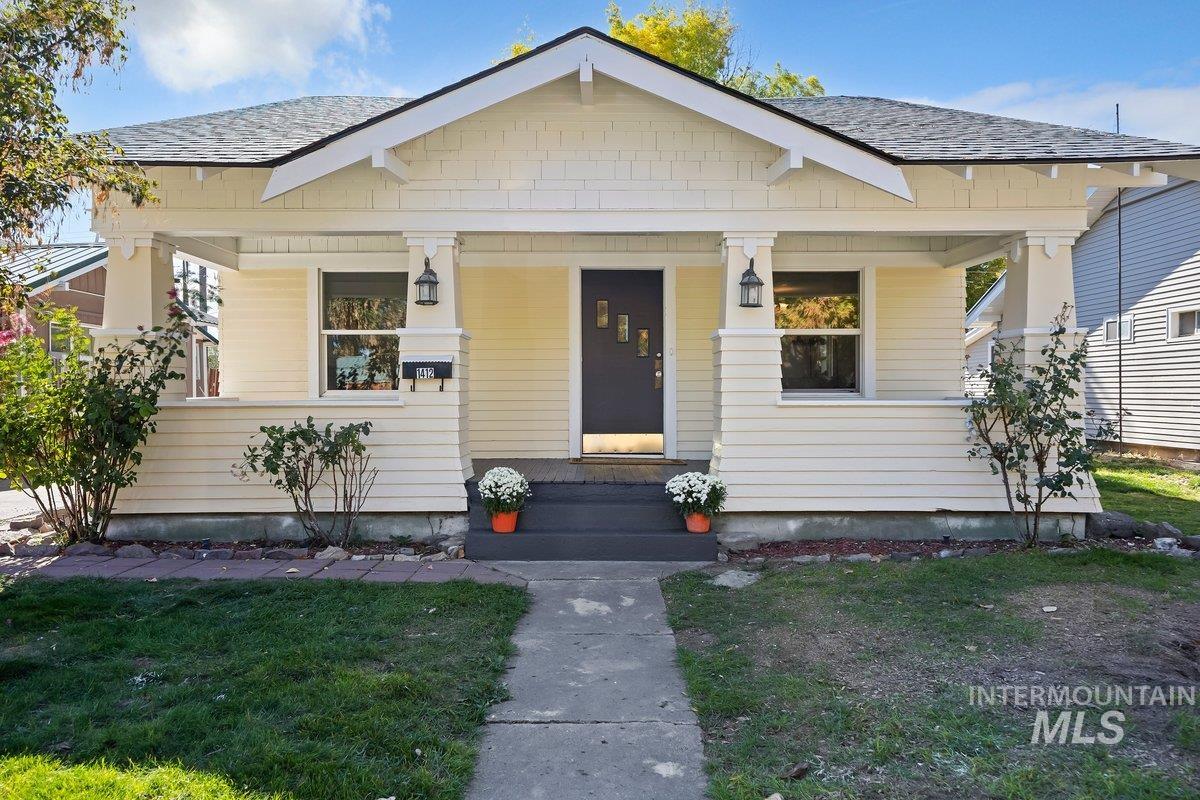 1412 4Th Ave E Property Photo 1