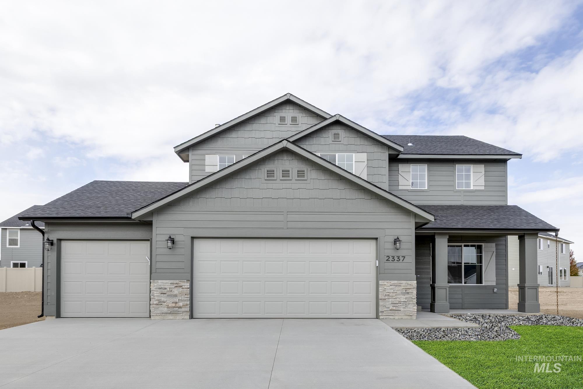 2337 N Iditarod Ave Property Photo 1