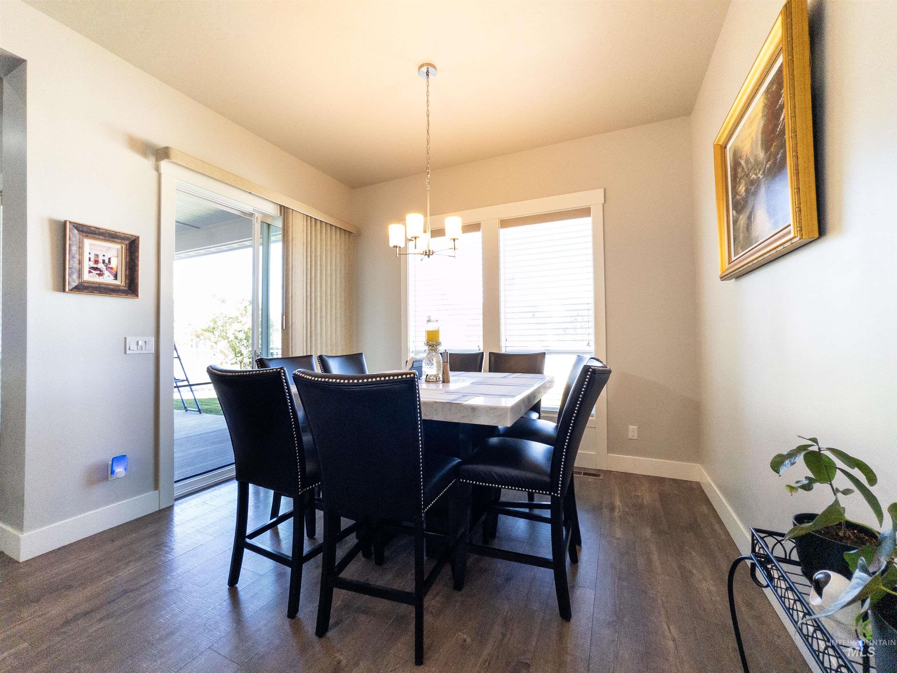 4577 N Comiso Property Photo 9