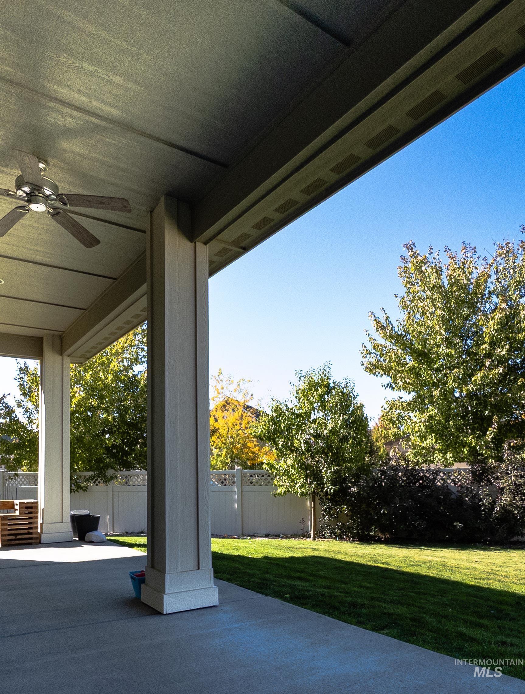 4577 N Comiso Property Photo 41