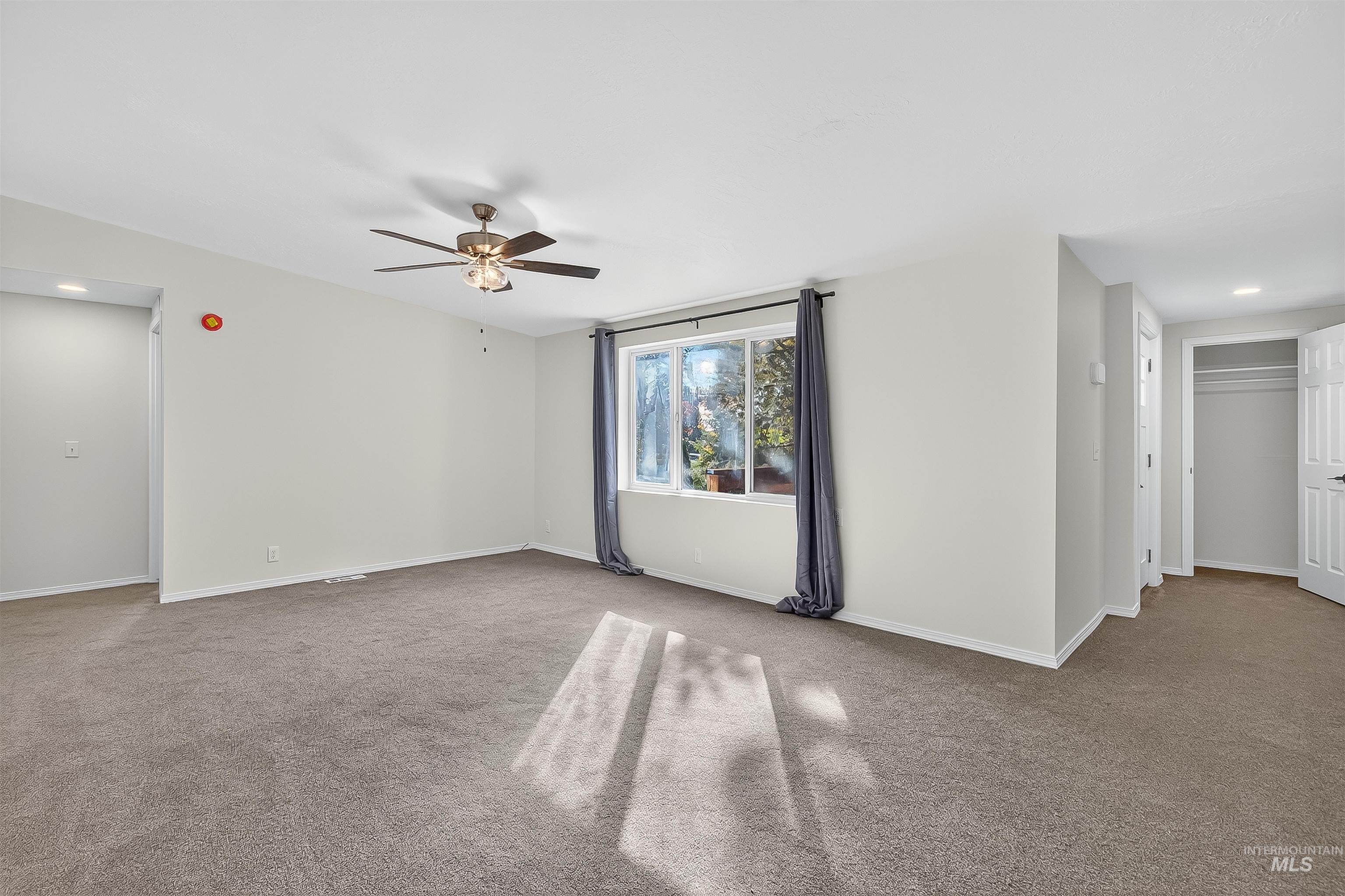 128 E Persimmon St Property Photo 23