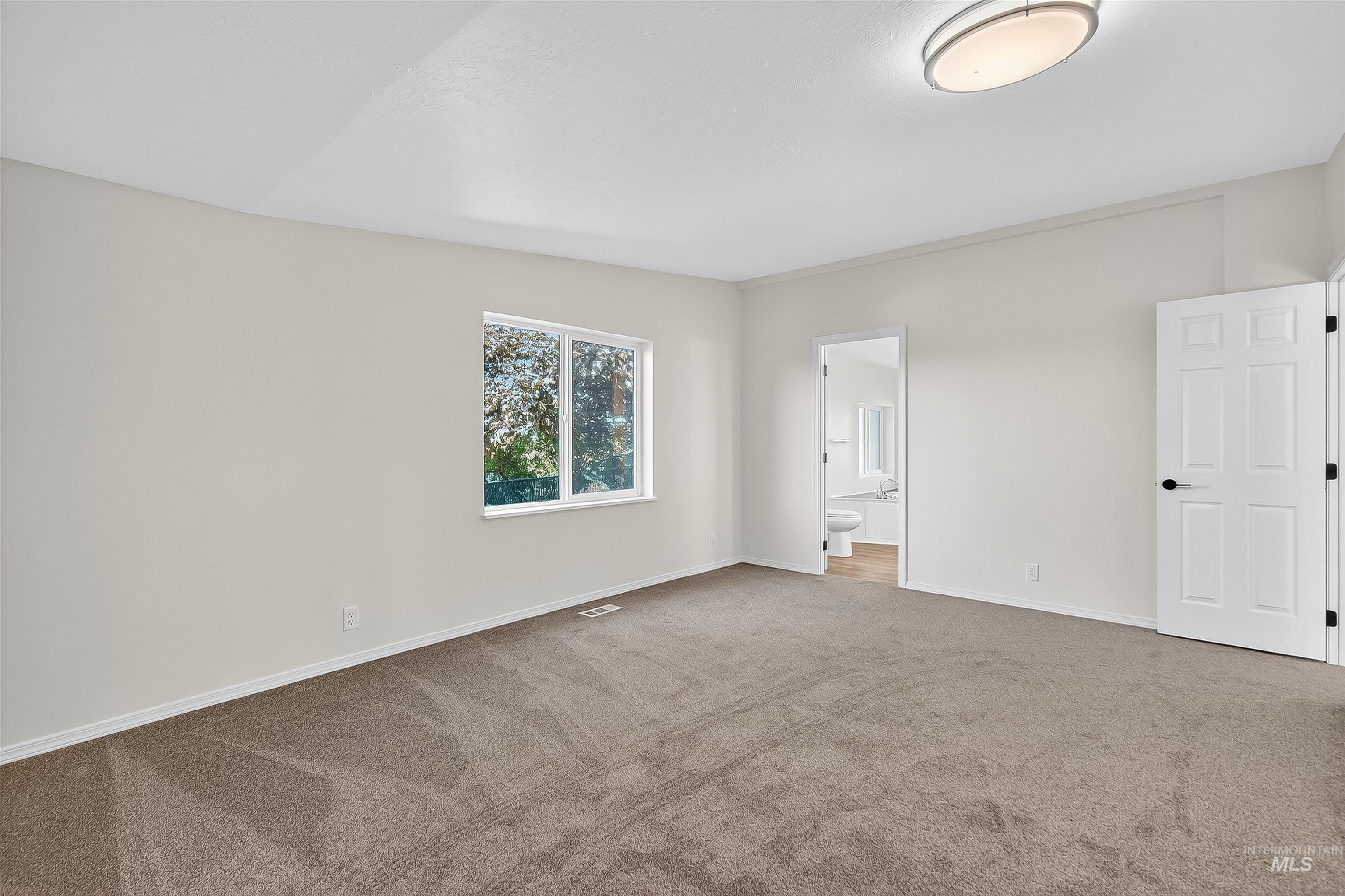 128 E Persimmon St Property Photo 27