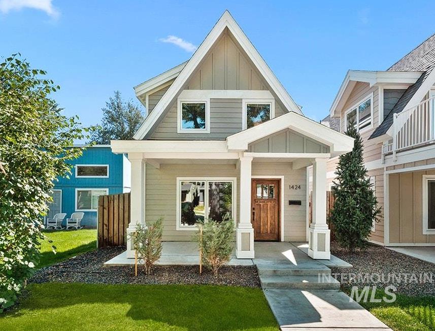 1424 S Euclid Ave Property Photo 1