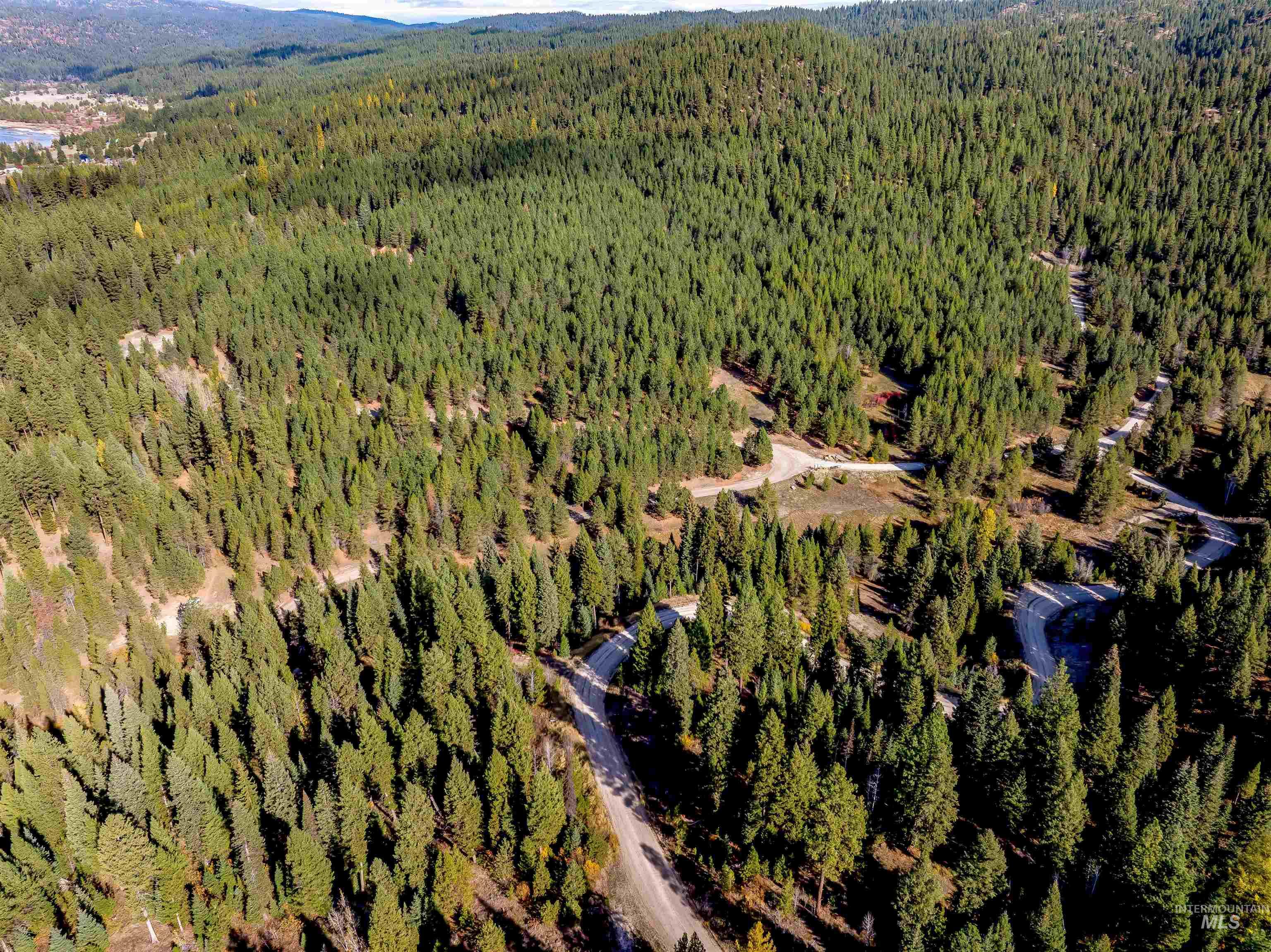 201 Tripod View Property Photo 7