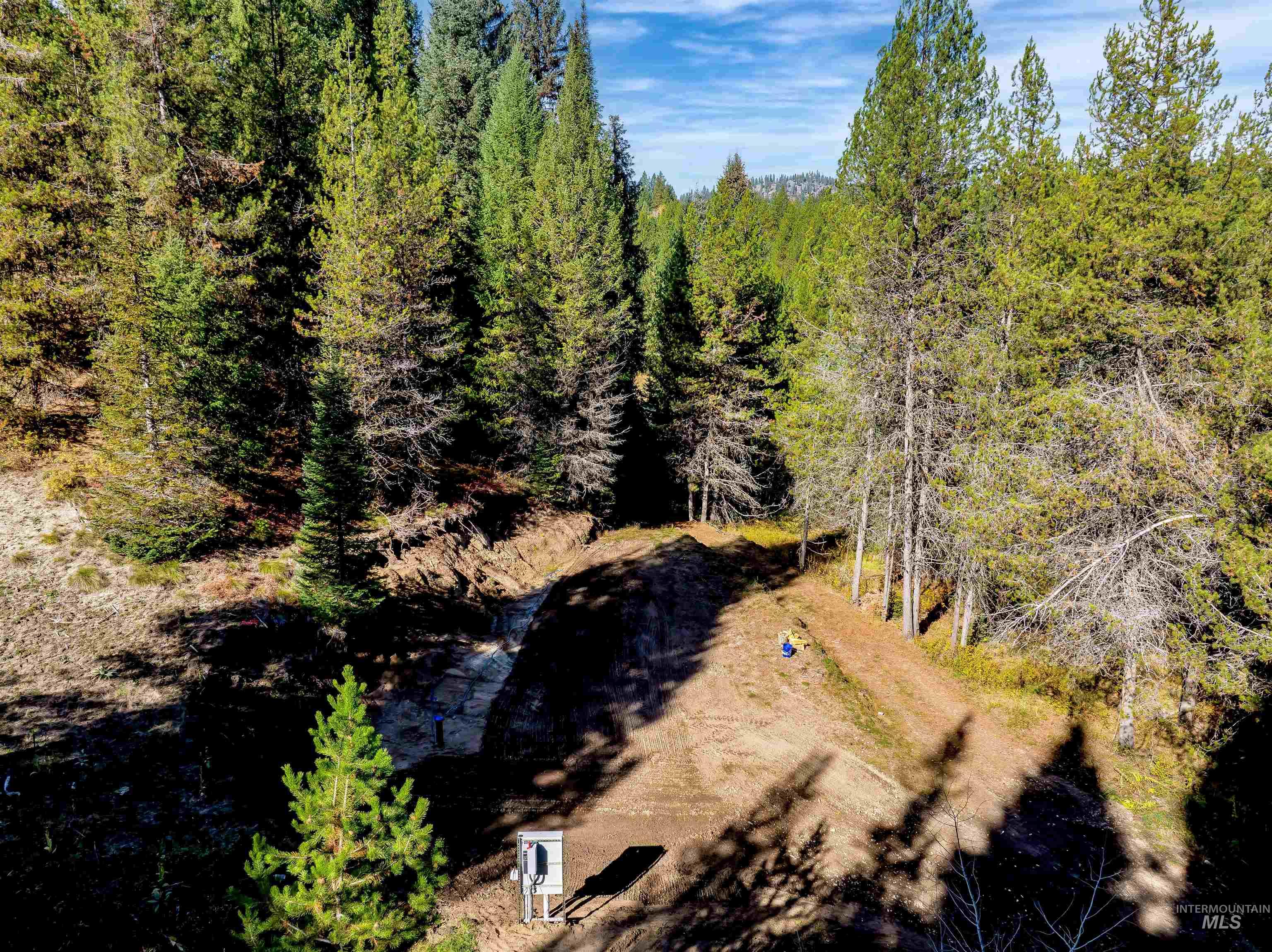 201 Tripod View Property Photo 17