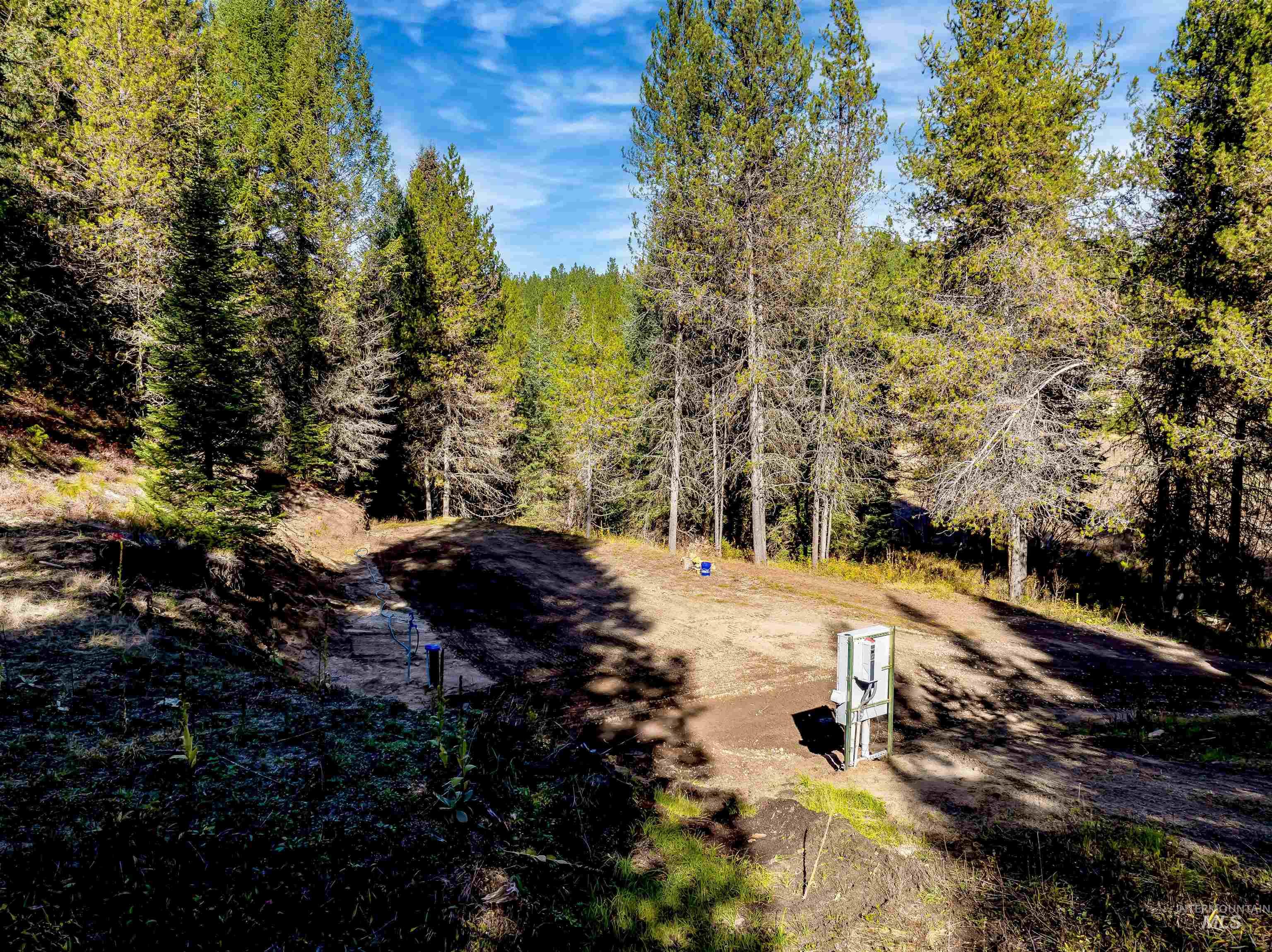201 Tripod View Property Photo 29