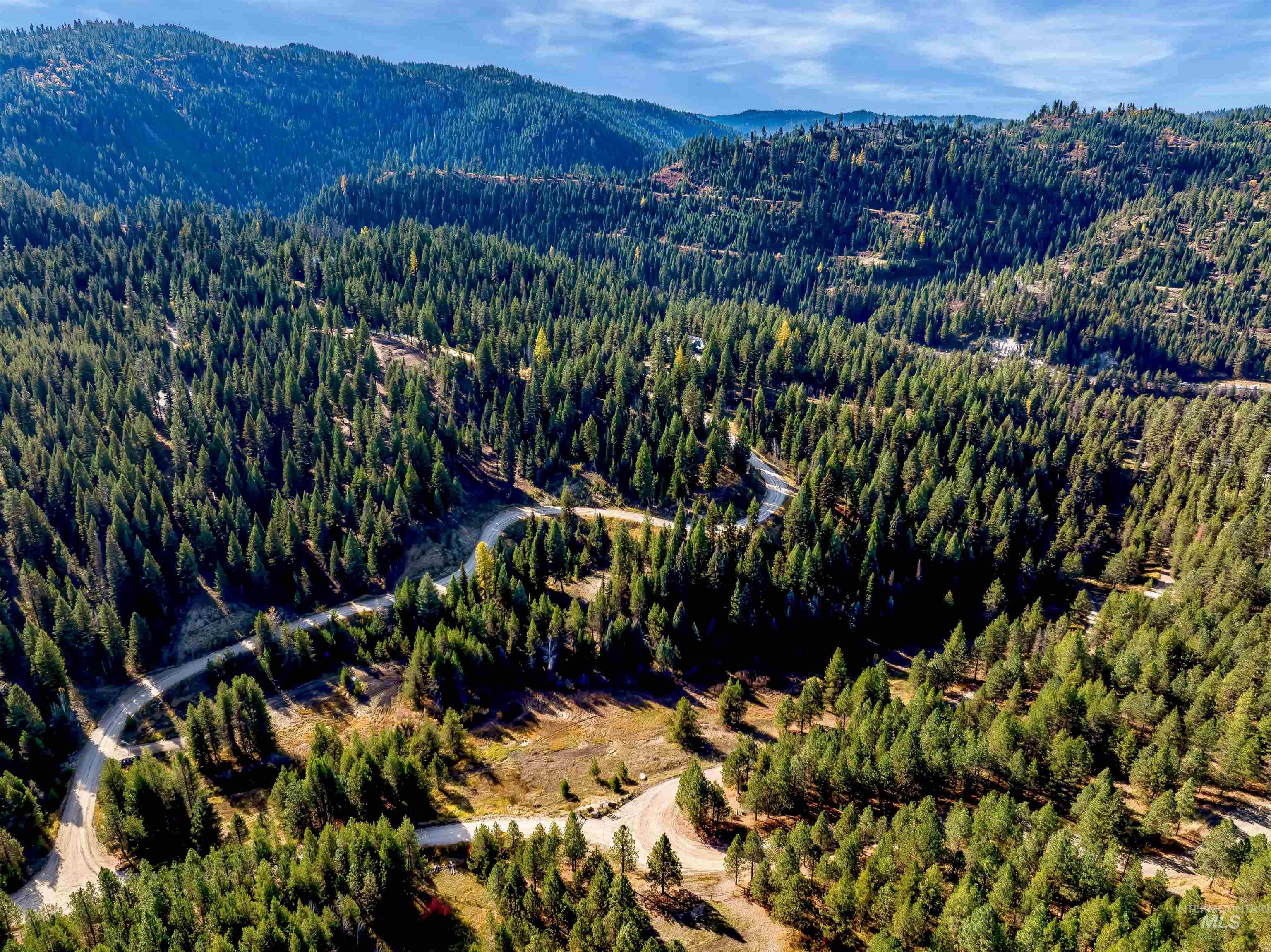 201 Tripod View Property Photo 31