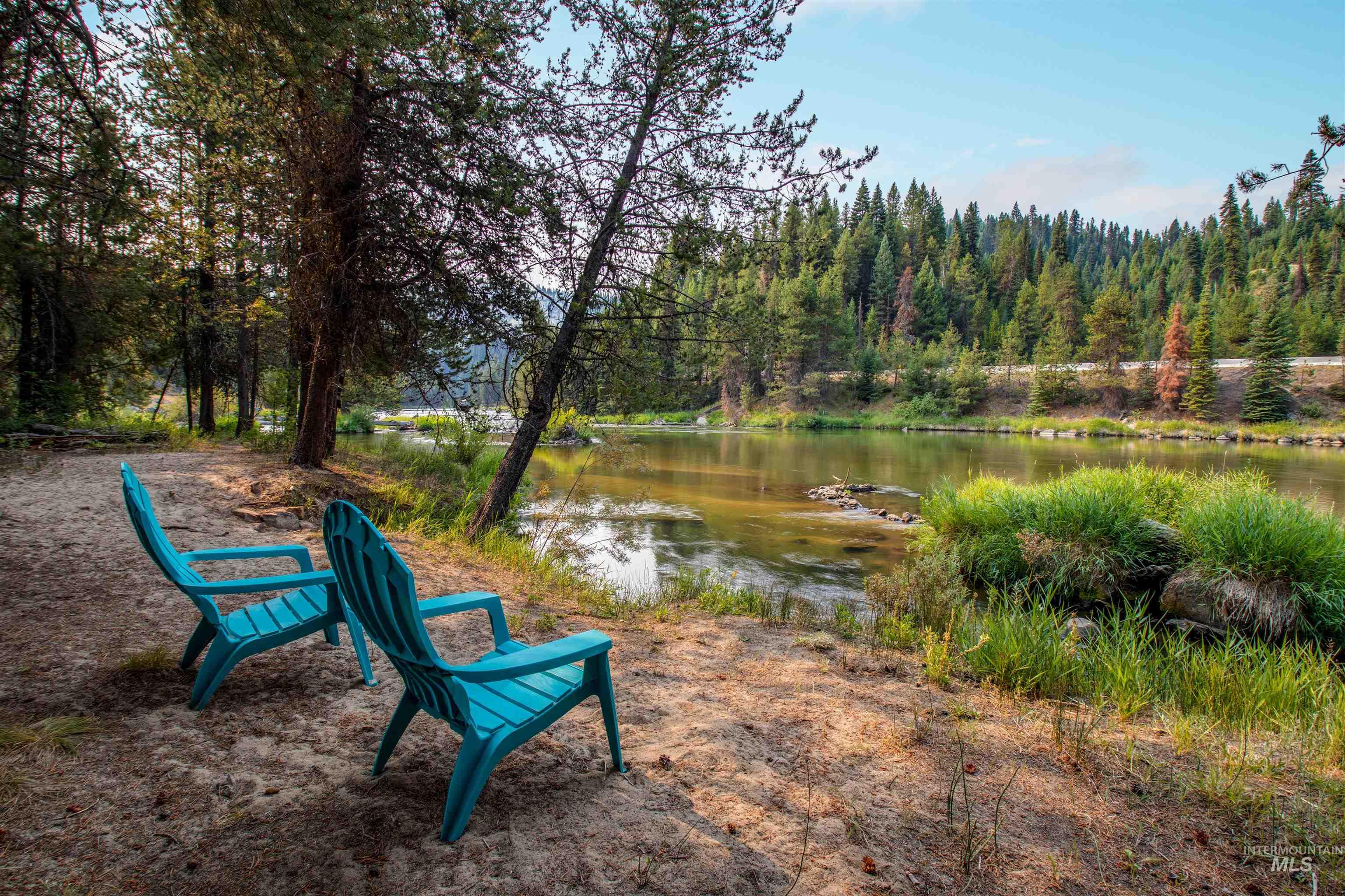 201 Tripod View Property Photo 38