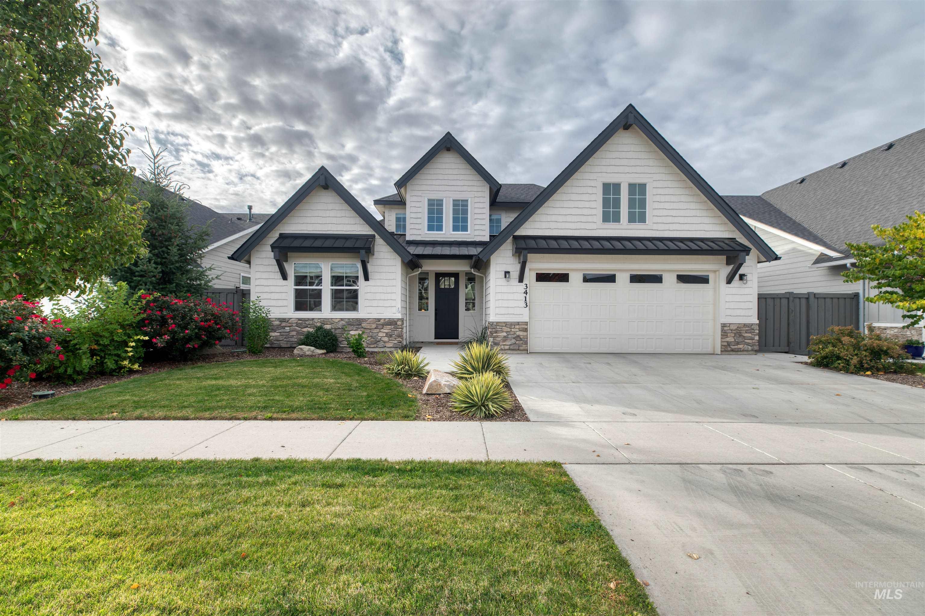 3413 E Levin Drive Property Photo 1