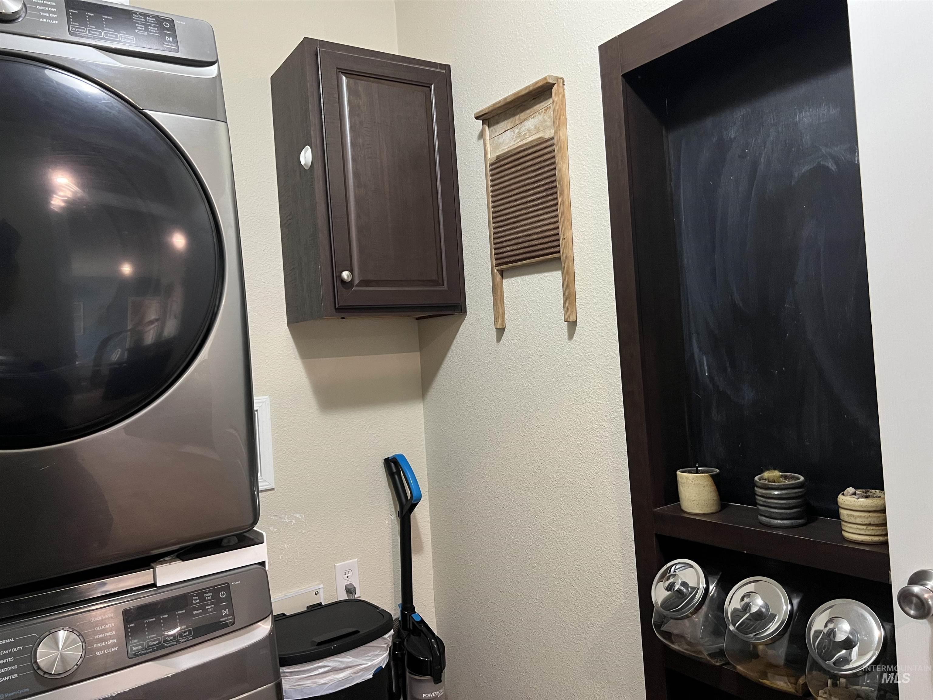608 Roosevelt Ave. Property Photo 18