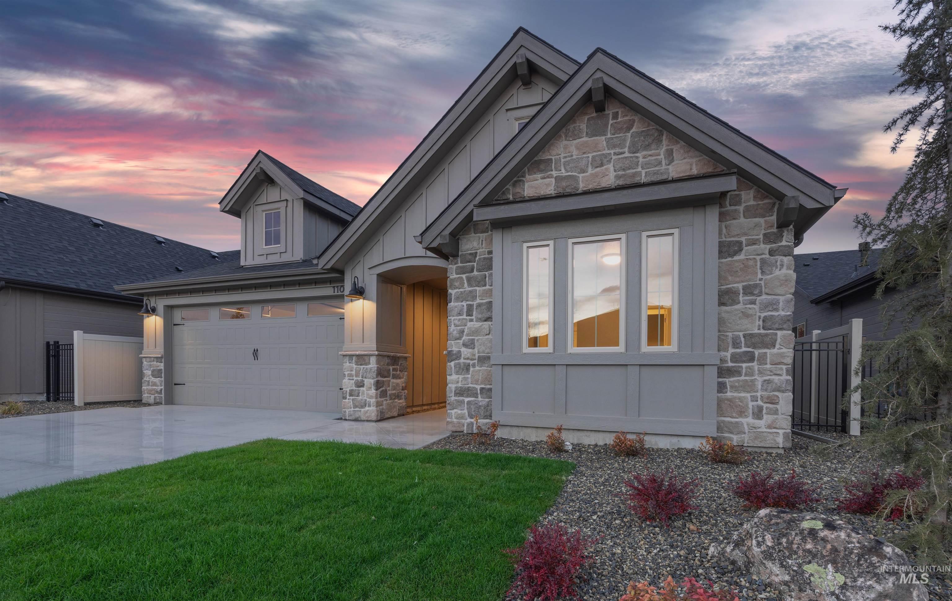 1106 E Rockhurst Ln Property Photo 1