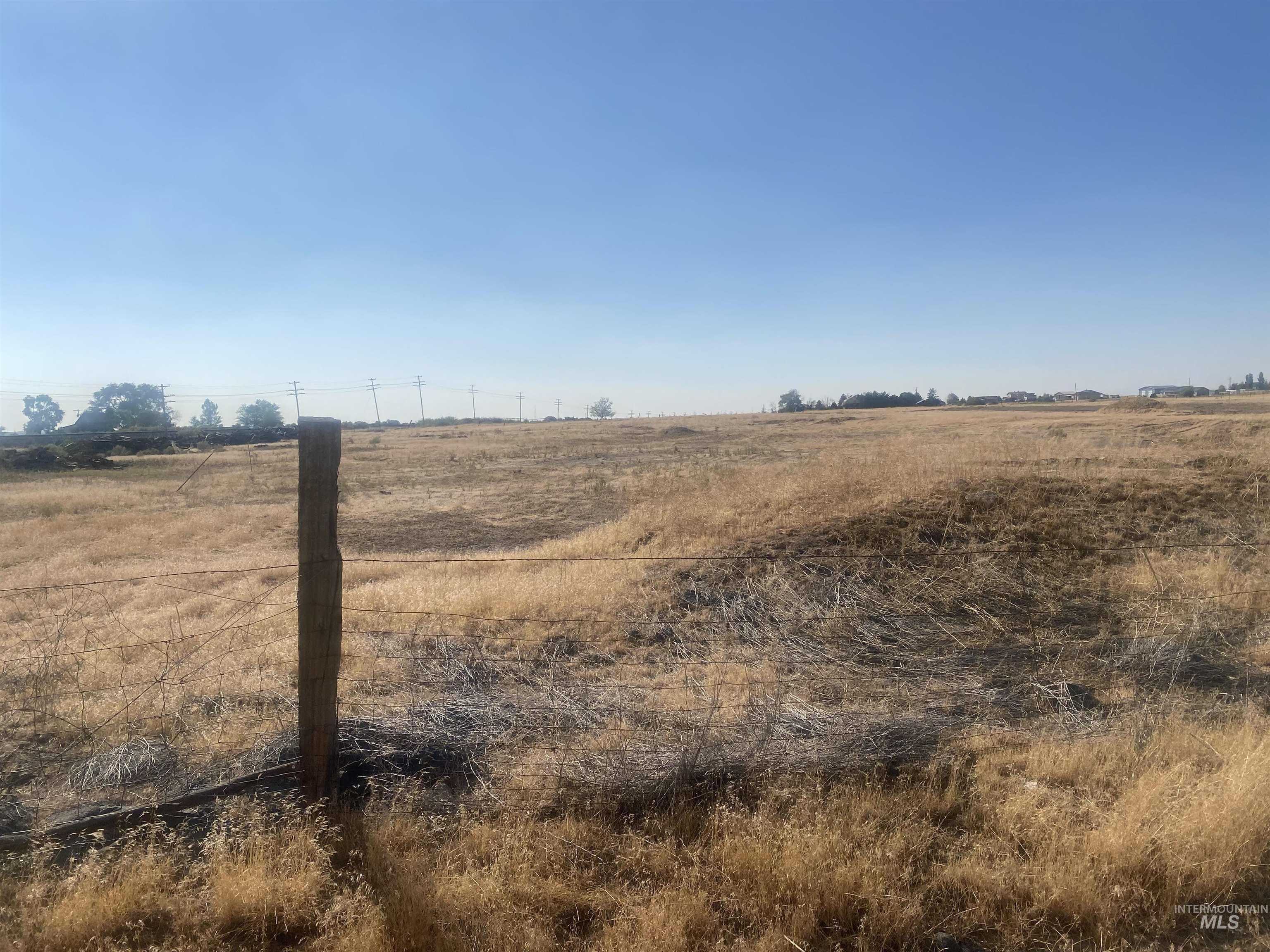 95 S 225 E Property Photo 3