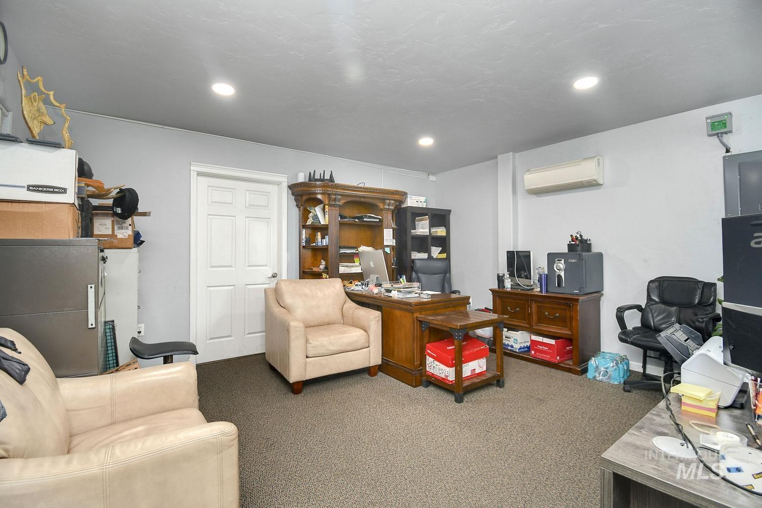 19145 N Franklin Blvd Property Photo 36