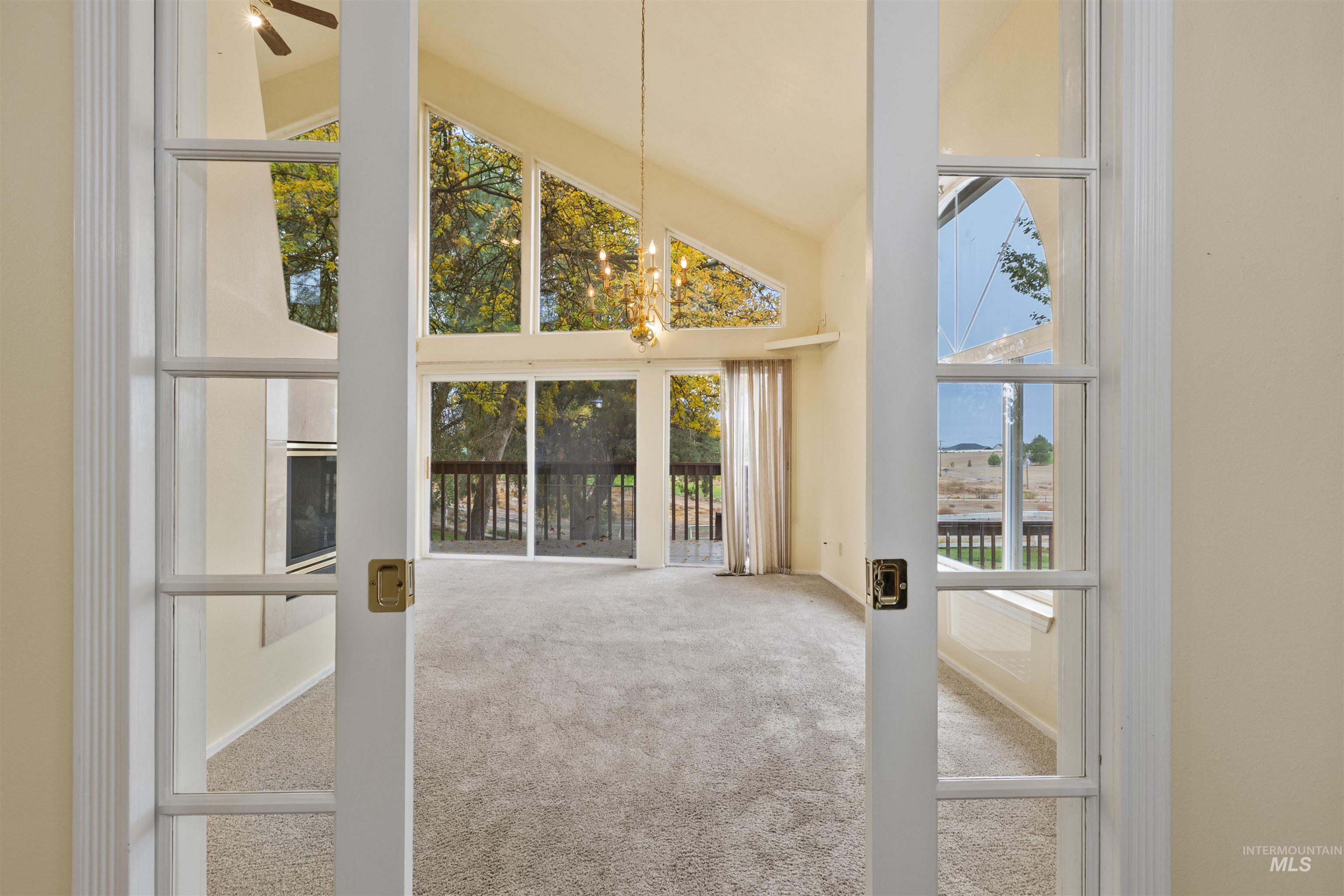 9948 Ash Lane Property Photo 12