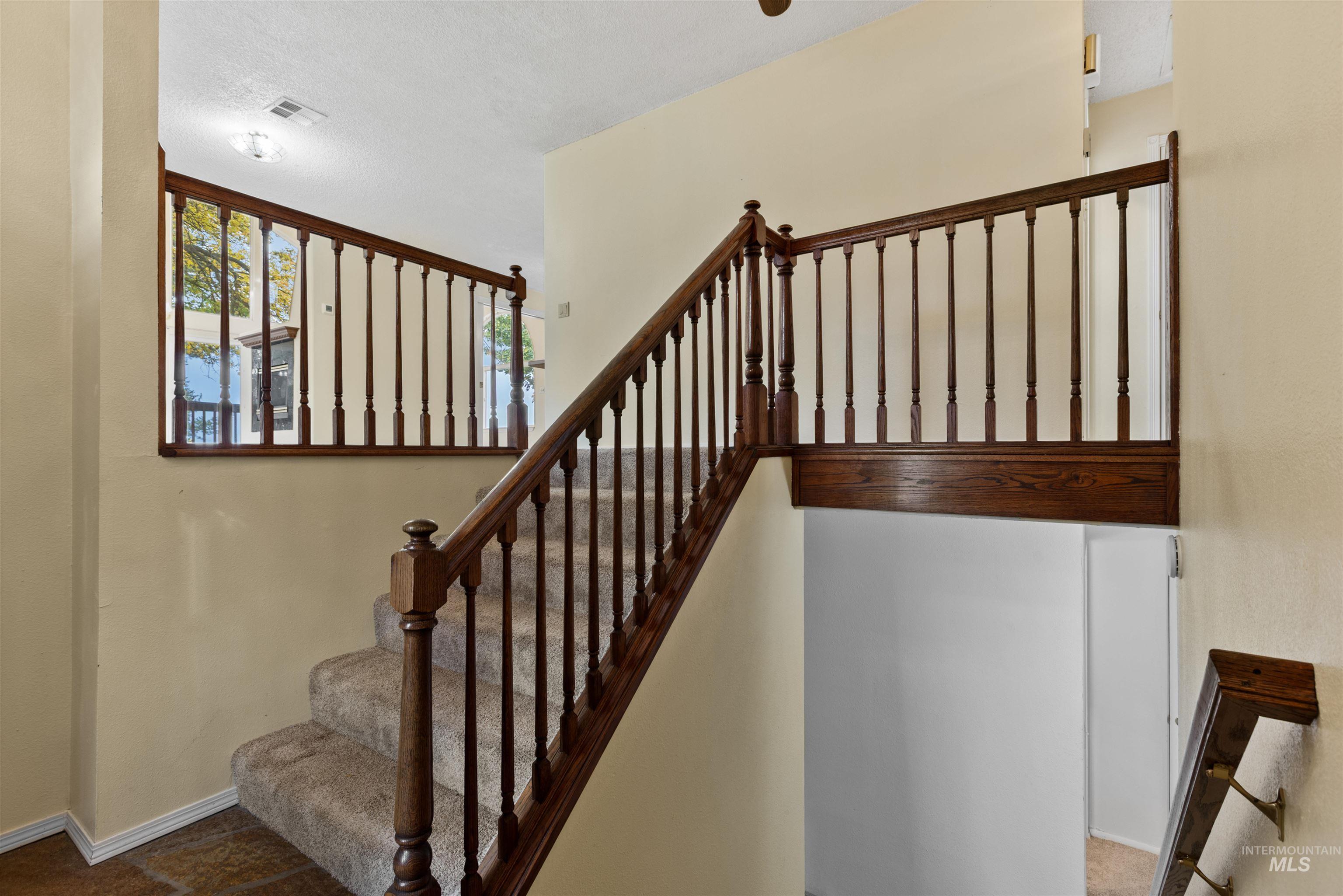 9948 Ash Lane Property Photo 18