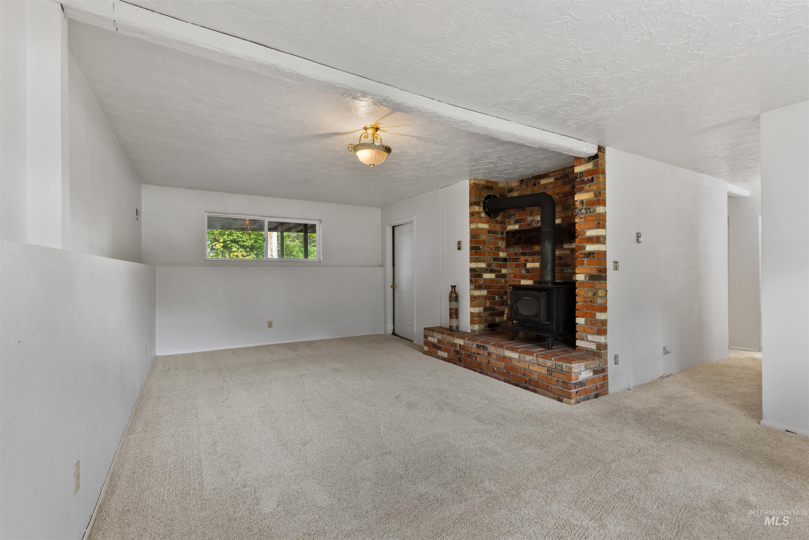9948 Ash Lane Property Photo 25