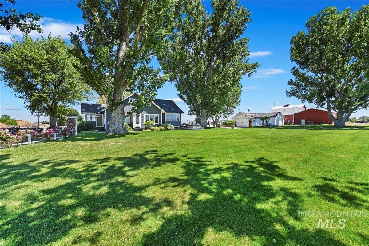 19234 Top Road Property Photo 5