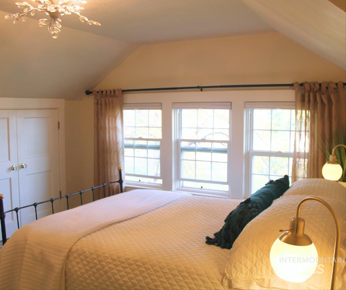 19234 Top Road Property Photo 15