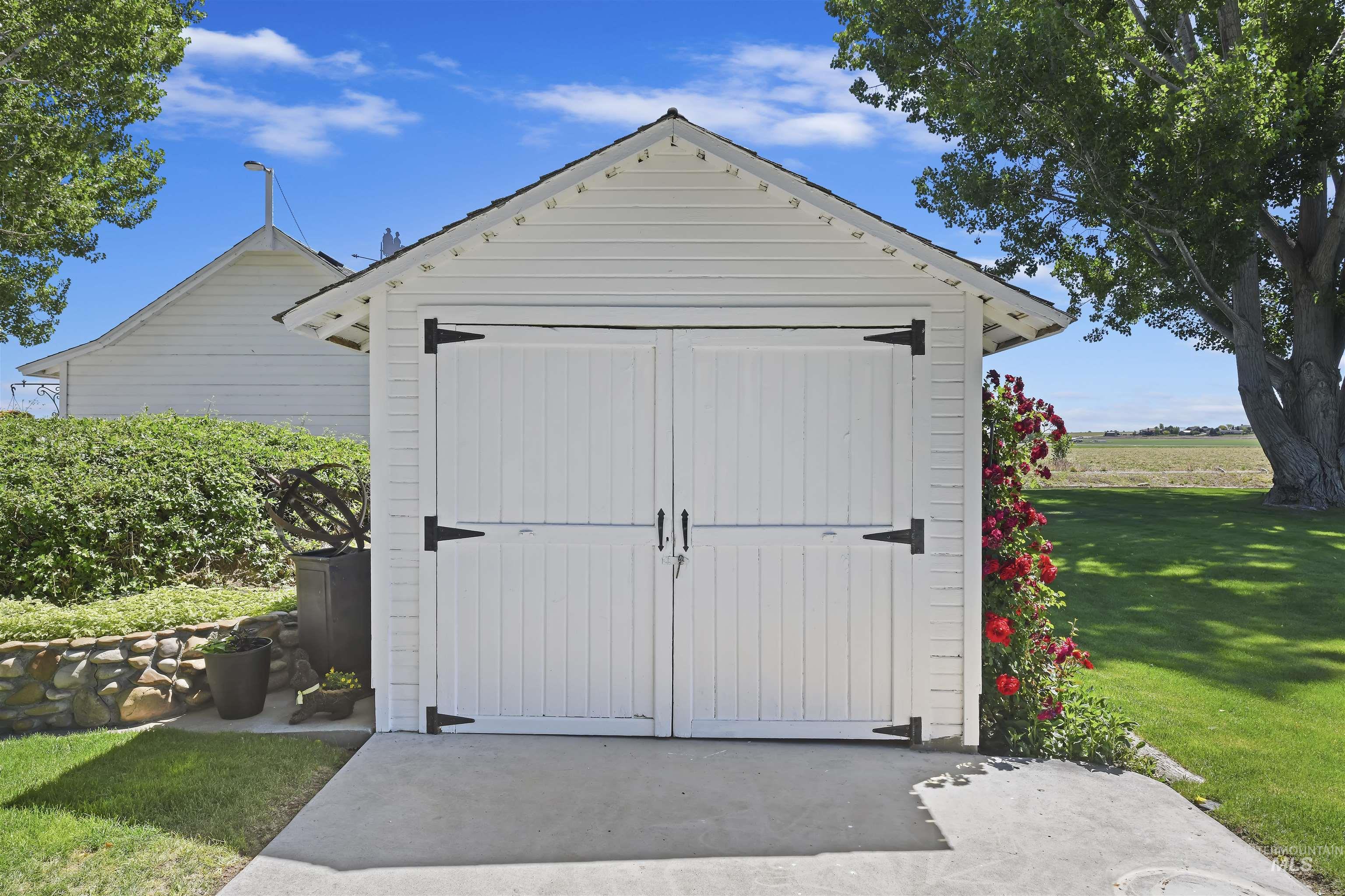 19234 Top Road Property Photo 26