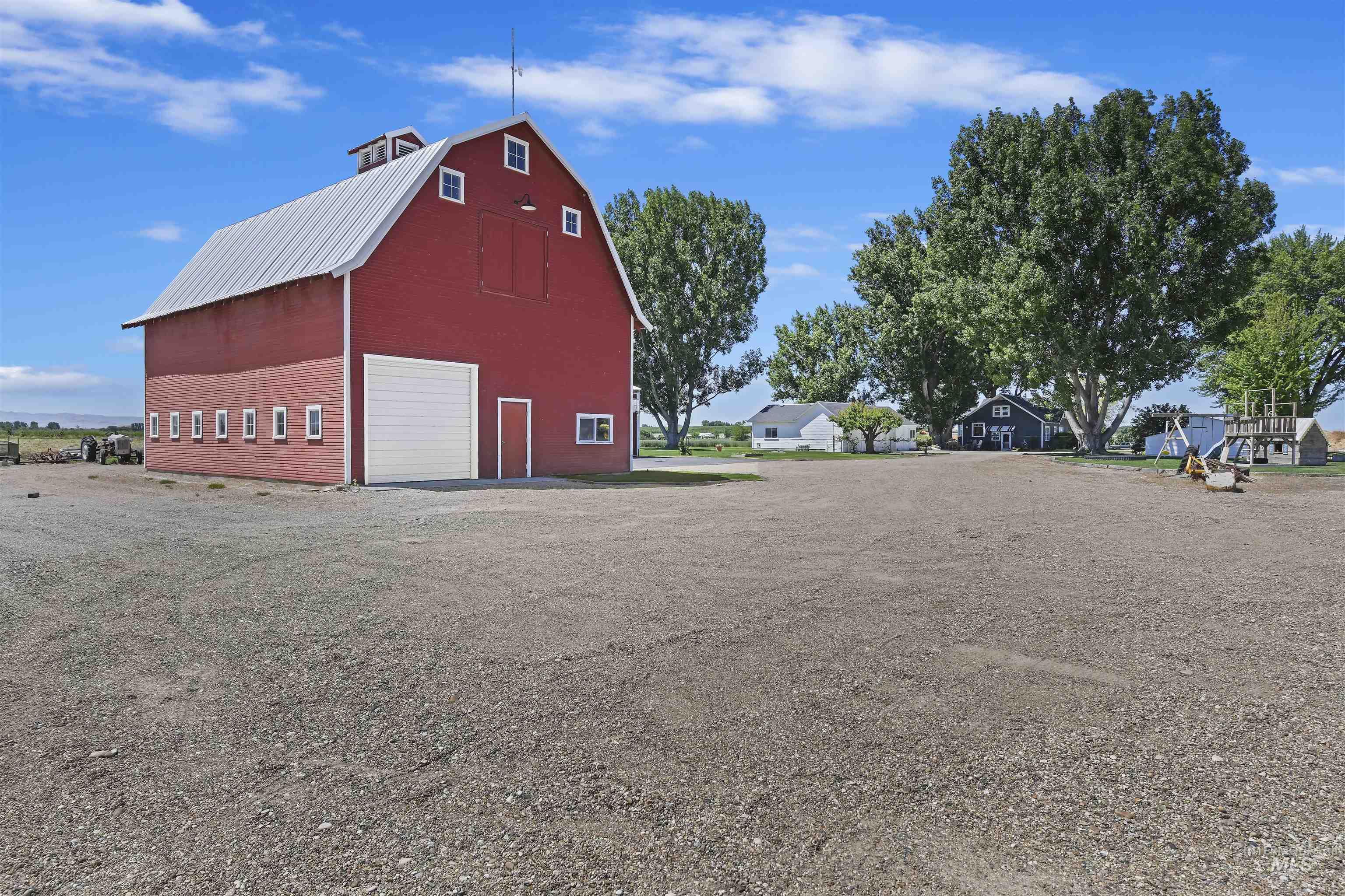 19234 Top Road Property Photo 32