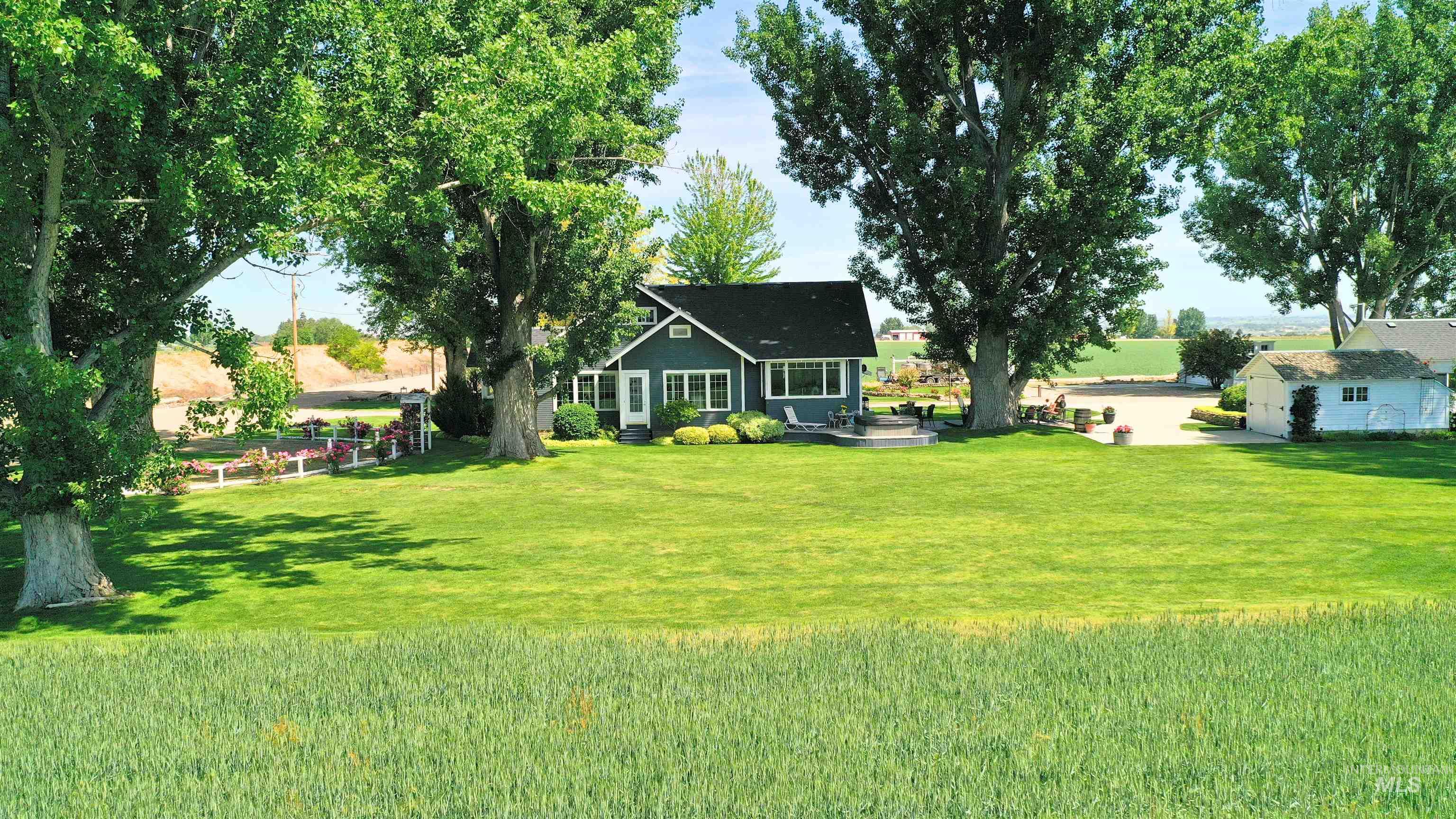 19234 Top Road Property Photo 44