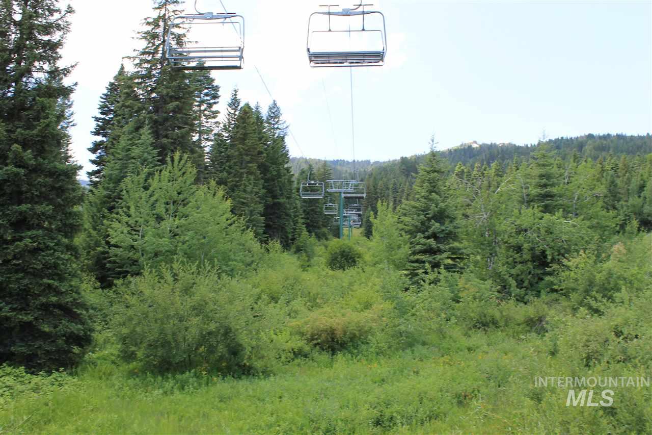 541 Whitewater Dr Property Photo 30