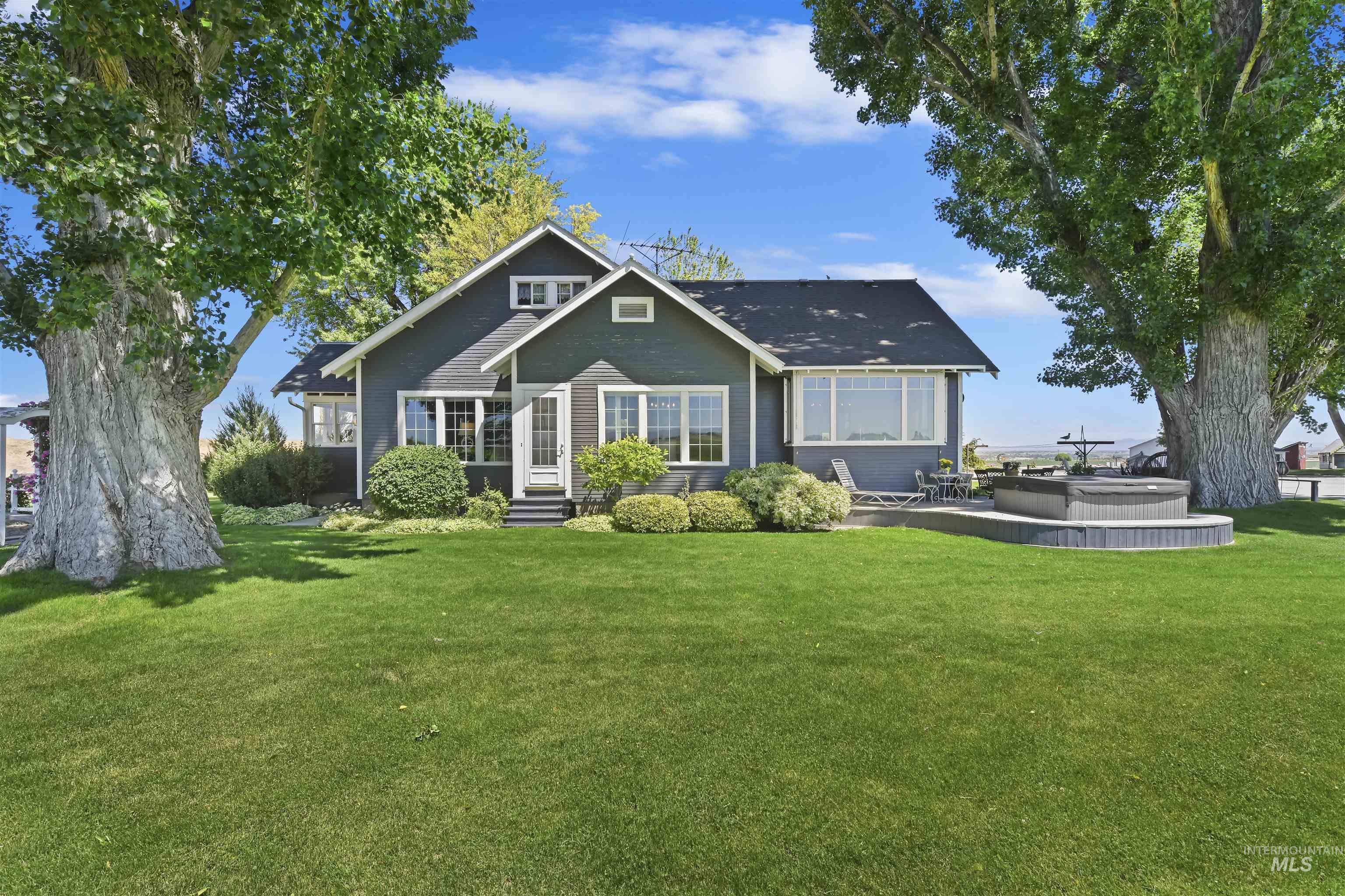 19234 Top Road Property Photo 4