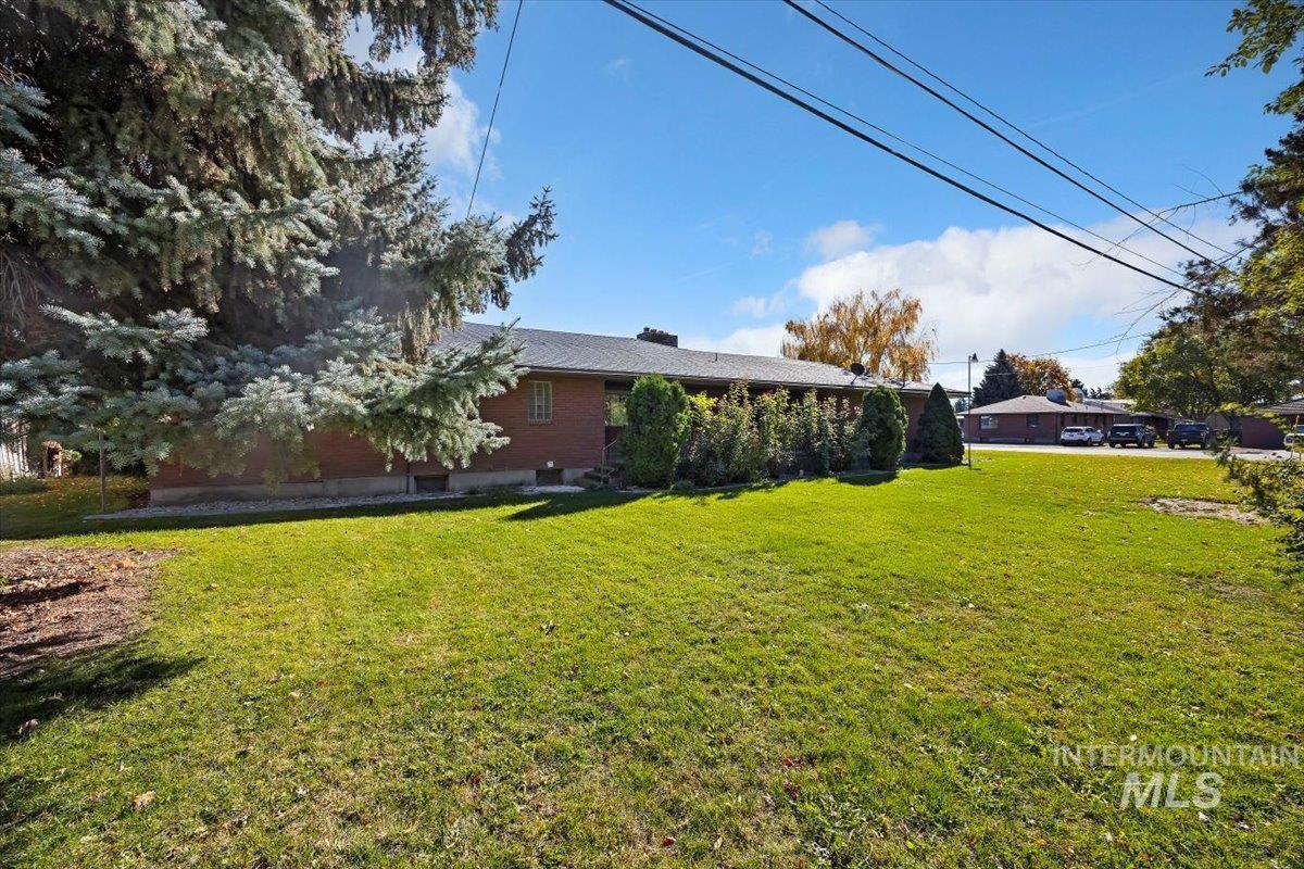 2240 Overland Ave. Property Photo 31