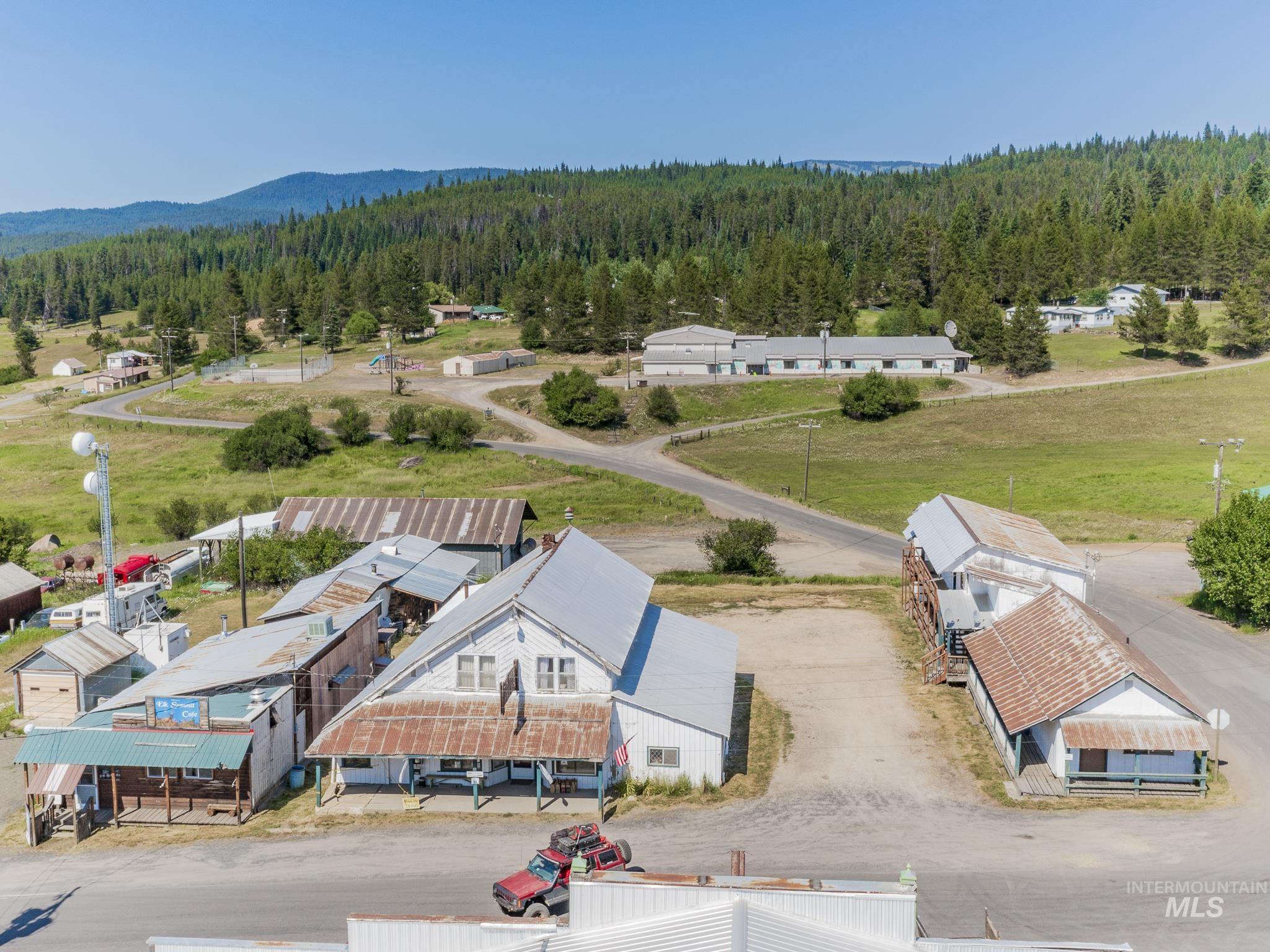 289 Main St Property Photo 1