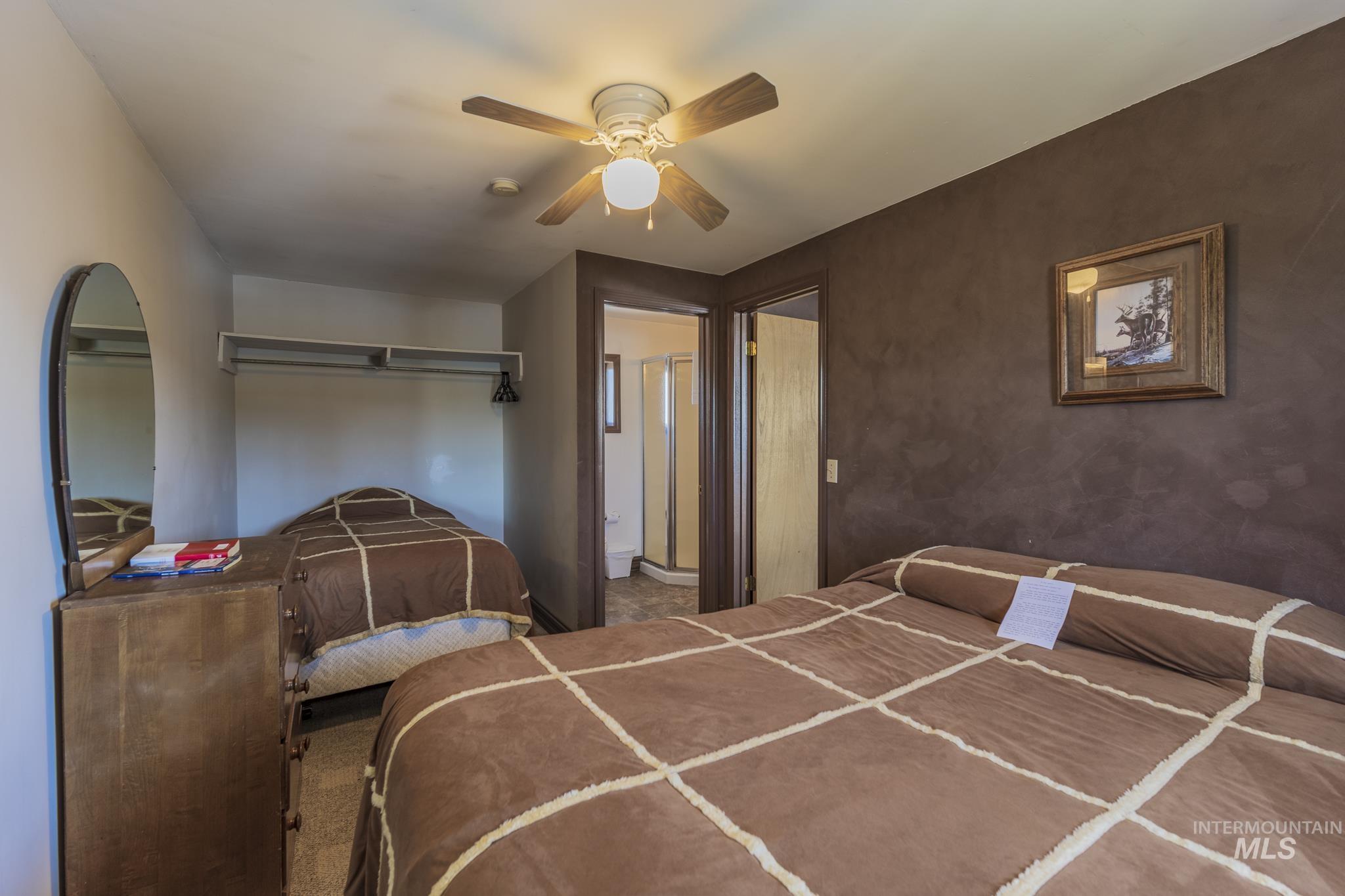 289 Main St Property Photo 8