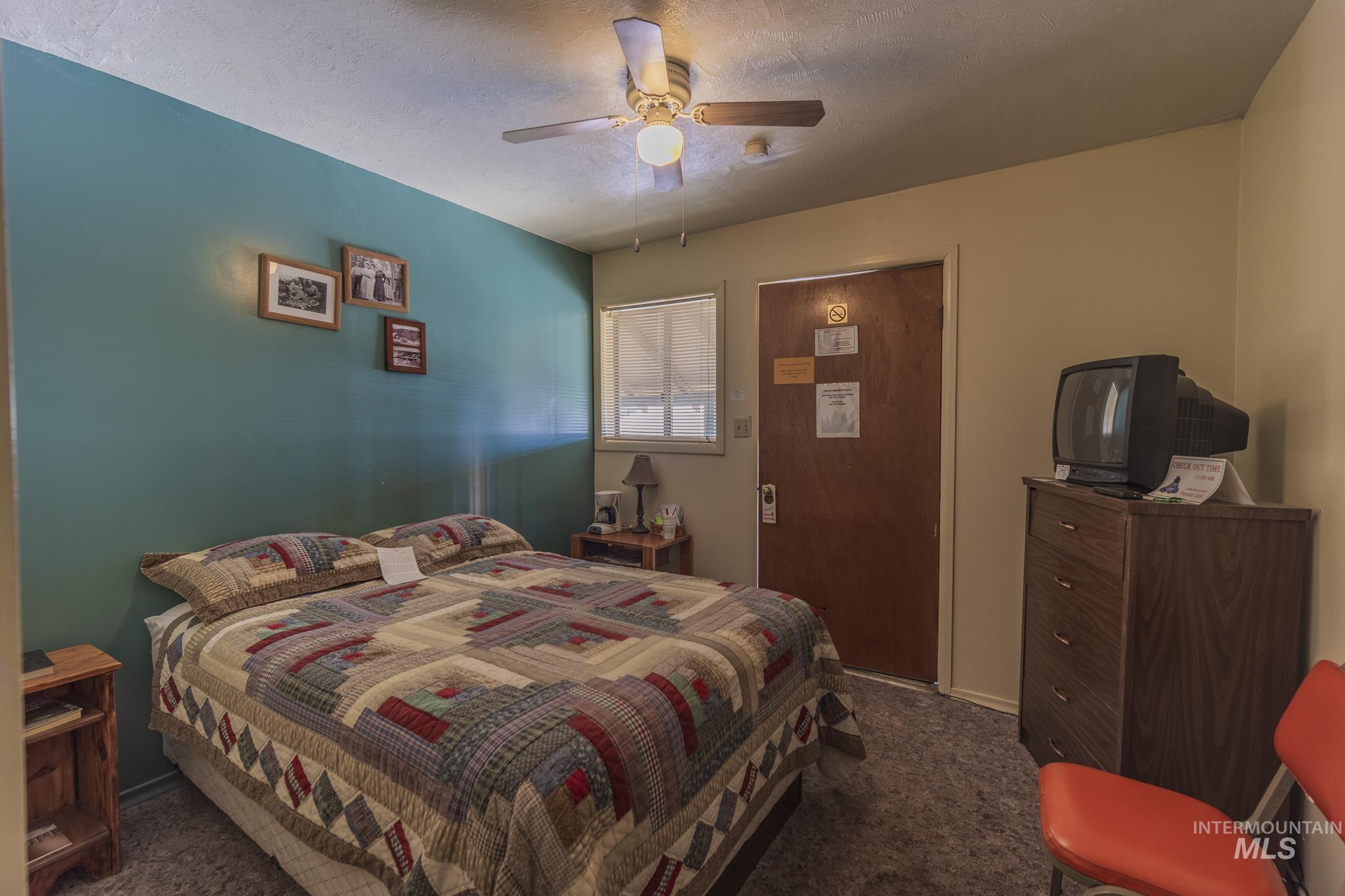 289 Main St Property Photo 13