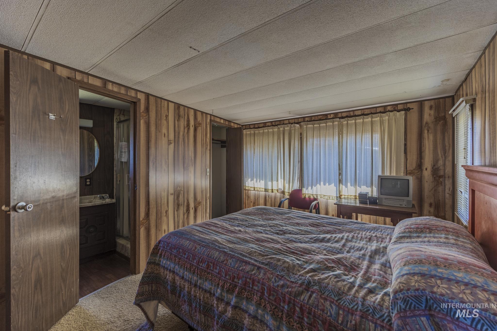 289 Main St Property Photo 22