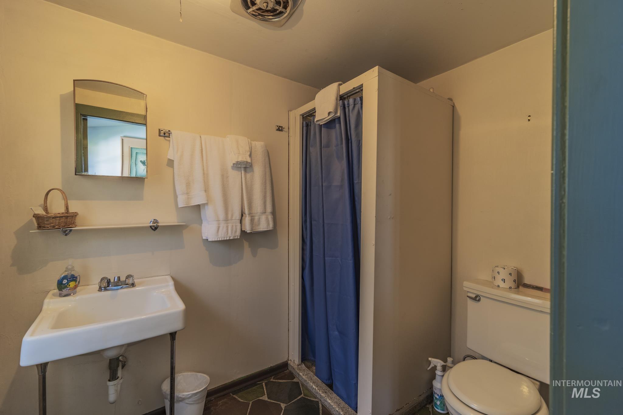 289 Main St Property Photo 46