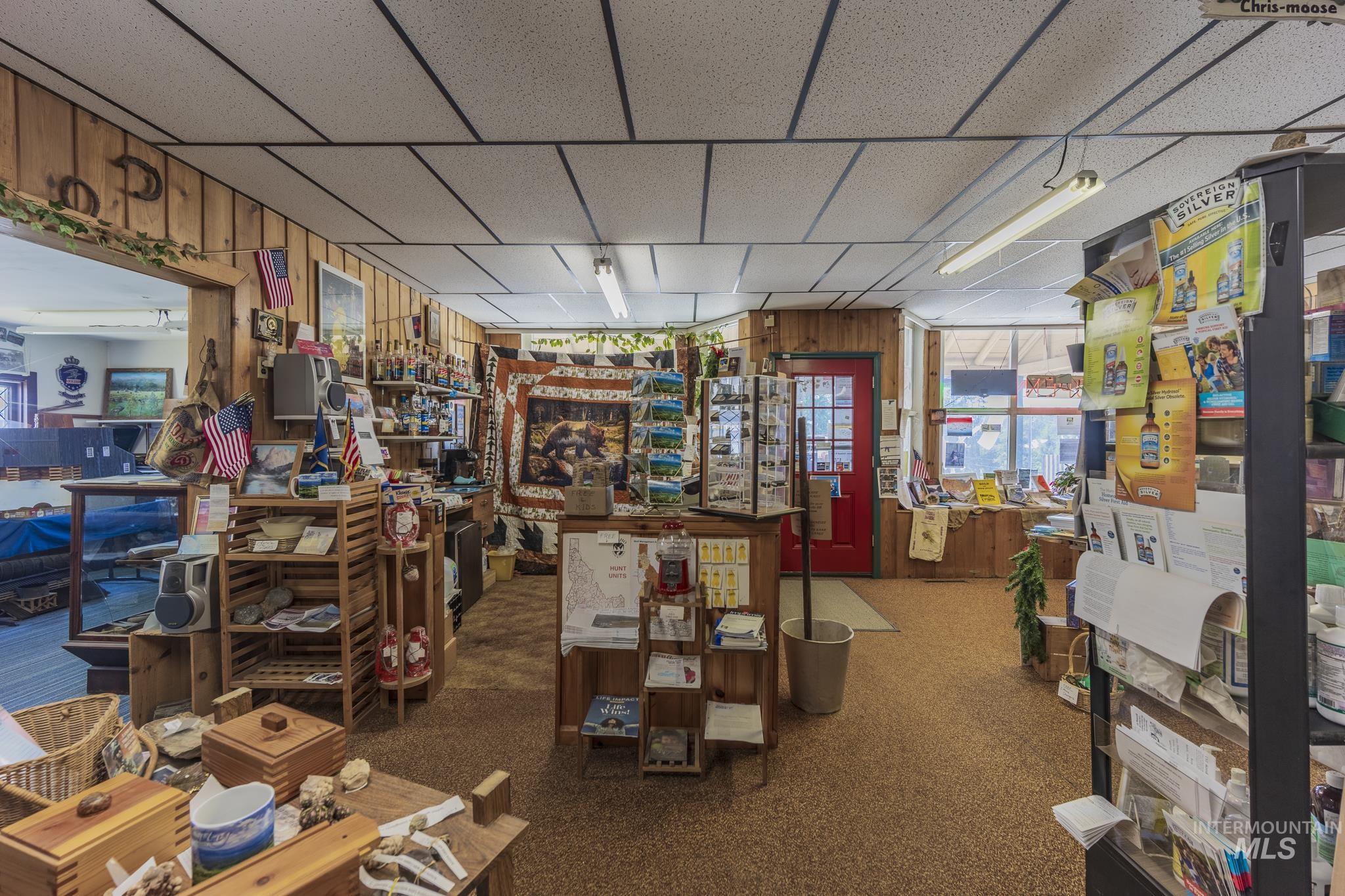 289 Main St Property Photo 49