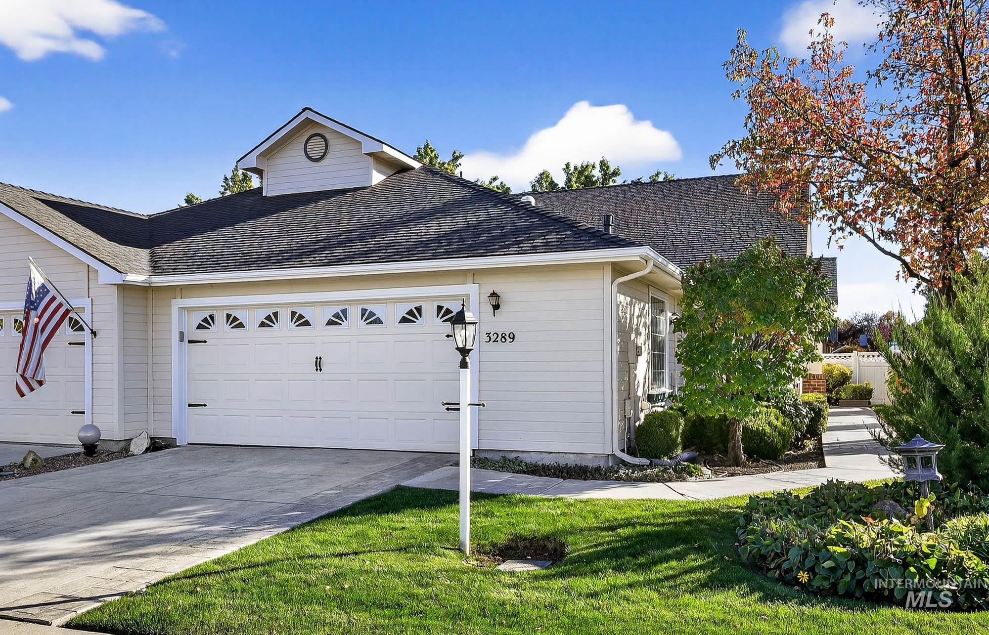 3289 W Fieldstream Lane Property Photo 1