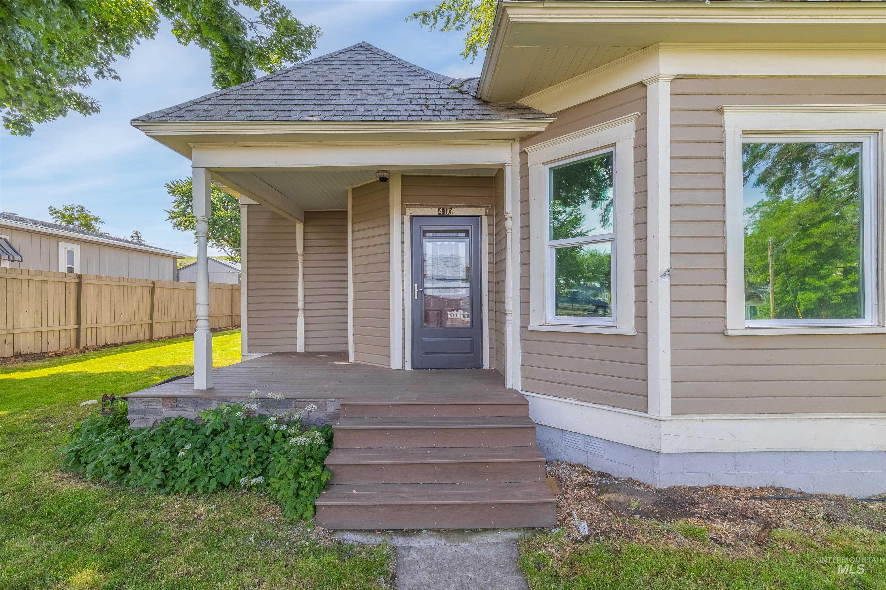 410 High Street Property Photo 1