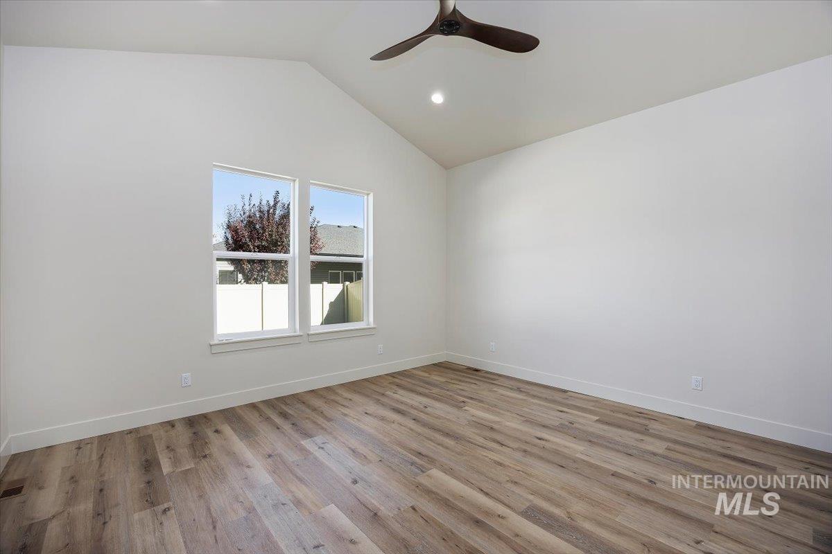 548 Falling Leaf Lane Property Photo 18